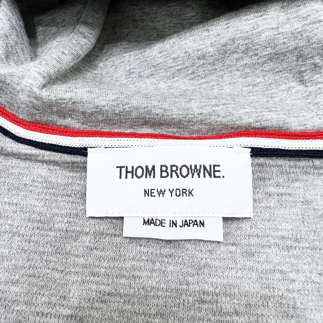 Thom Browne /汤姆布朗 水波纹华夫格拉链外套