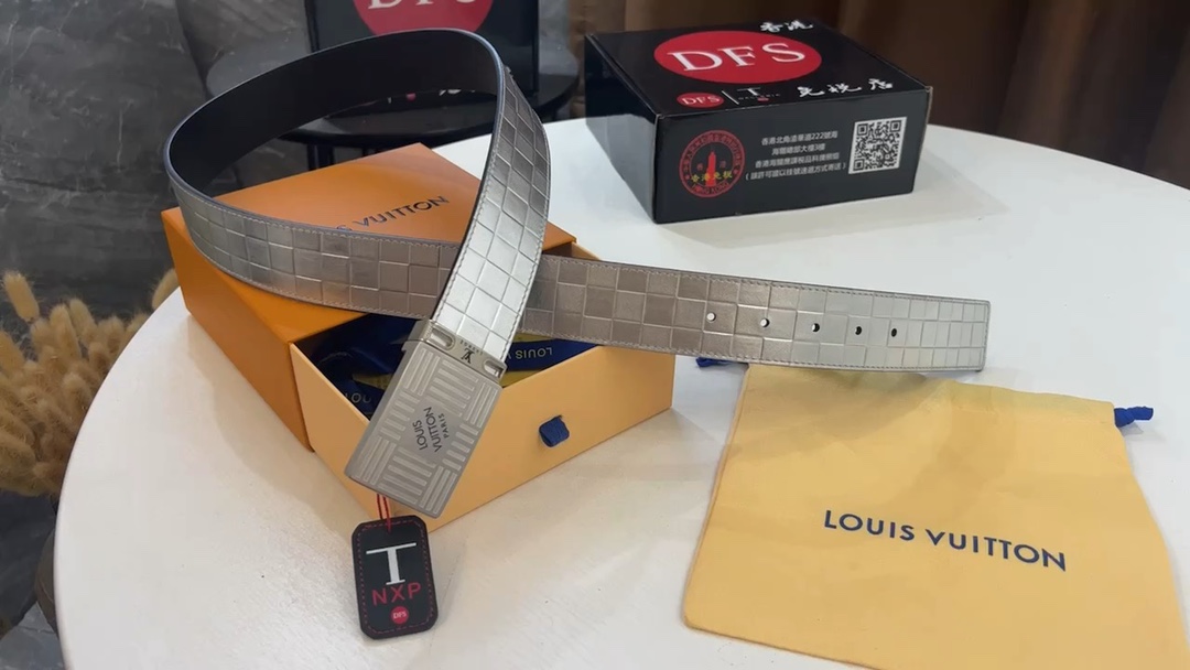 Louis Vuitton 视频防伪感应入网 LV新款格子皮带，休闲款，双面使用