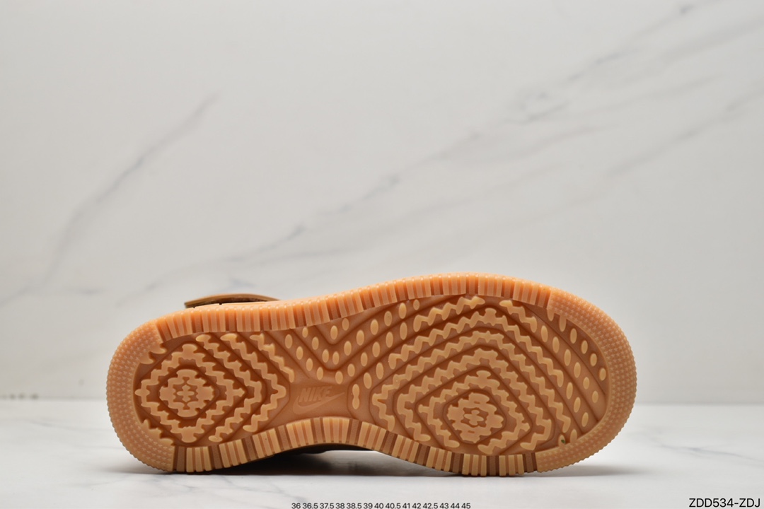 棕色 Nike Air Force 1 Boot GORE-TEX的顶级CT2815-200
