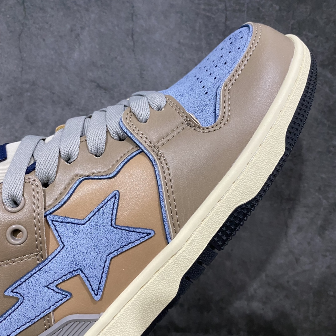 图片[6]-C版纯原A Bathing Ape BAPE SK8 Sta Low 日本里原宿潮流品牌 安逸猿 SK8系列低帮休闲运动滑板板鞋 经典绿 鞋款整体设计以滑板鞋设定的 BAPE SK8 STA 鞋侧「STA」徽标起点睛之效 鞋面不同区域以鲜明轮廓划分 选用高质感面料呈现 柔软绒面麂皮搭载橡胶鞋底。鞋跟处以「93」数字象征品牌创立年份 后跟位置绣上「BAPE」签名式字样 令设计更为完整 尺码：36 36.5 37 38 38.5 39 40 40.5 41 42 42.5 43 44 44.5 45-选品中心