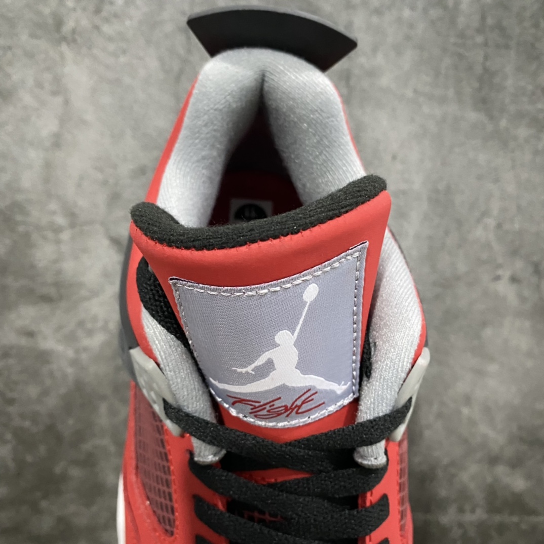 图片[8]-外贸纯原 Air Jordan AJ4 愤怒公牛 货号：308497-603 耗时多月高价购入原鞋新工艺新机器开发 原楦原纸板 同源开发 完美呈现乔4的版型 内侧正确双色网格 还原细节 贝利原厂皮料 正确气垫颜色 正确网格工艺 全鞋原装材料制作 原档案原模具打造 支持全方位与正品对比 尺码：40 40.5 41 42 42.5 43 44 44.5 45 46 47.5-选品中心