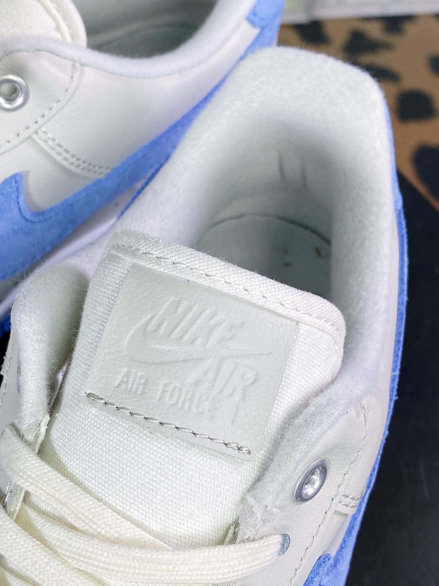 200 Air Force 1’07 Low LX”Grey/Fog Blue”空军一号经典低帮DX1193-100