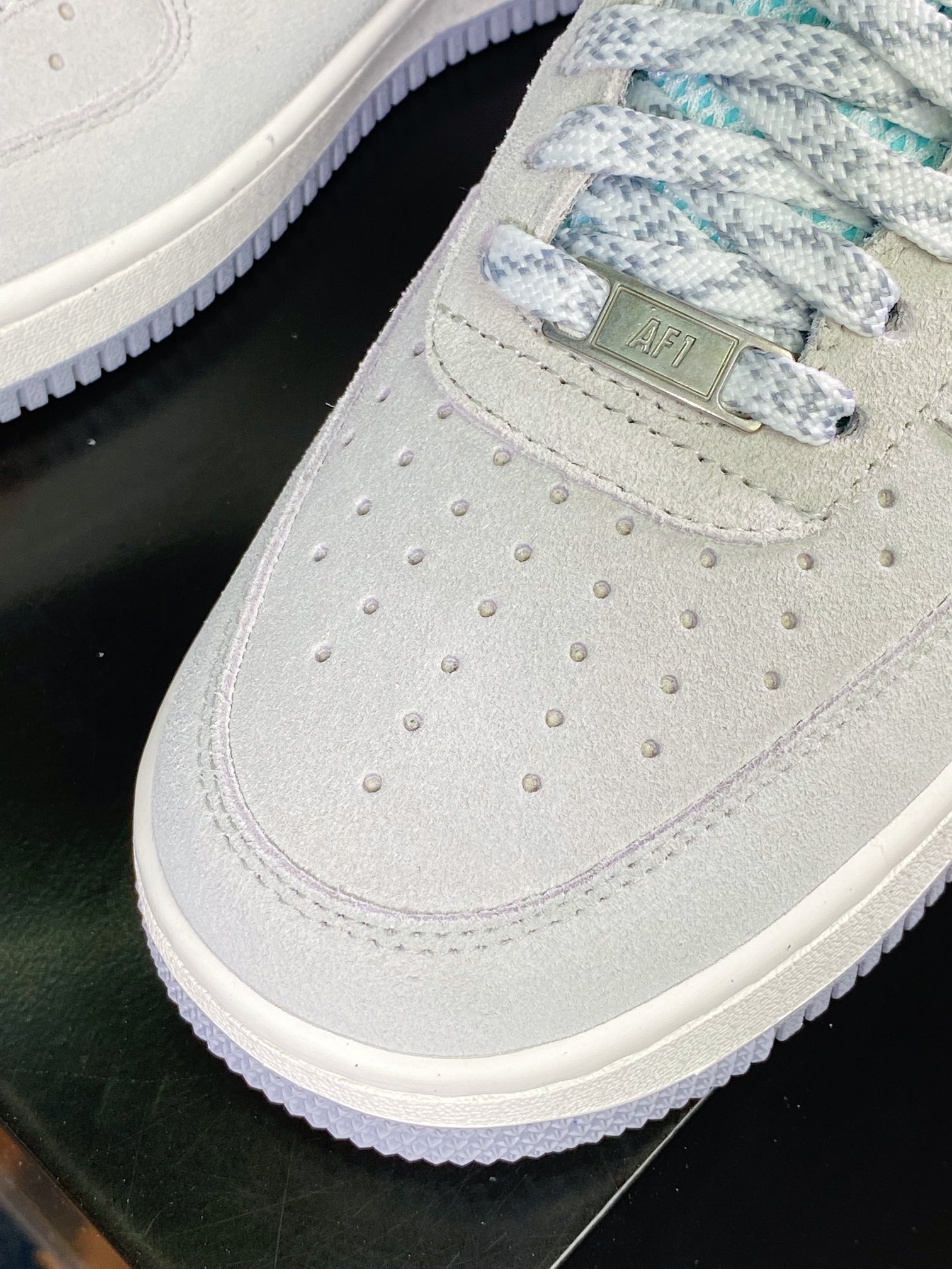 200 Air Force 1’07 Low LX”Grey/Fog Blue”空军一号DX1193-100