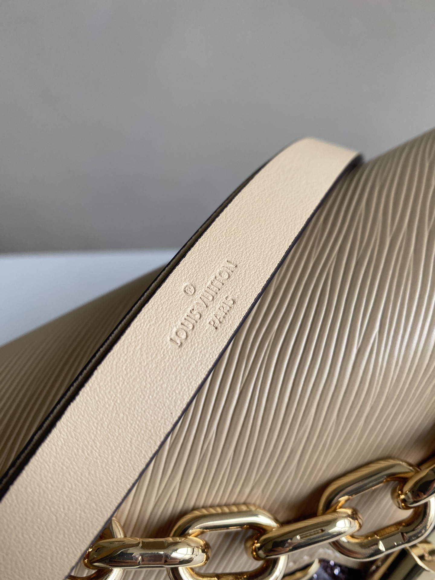 Louis Vuitton Luxury Handbag Collection 7