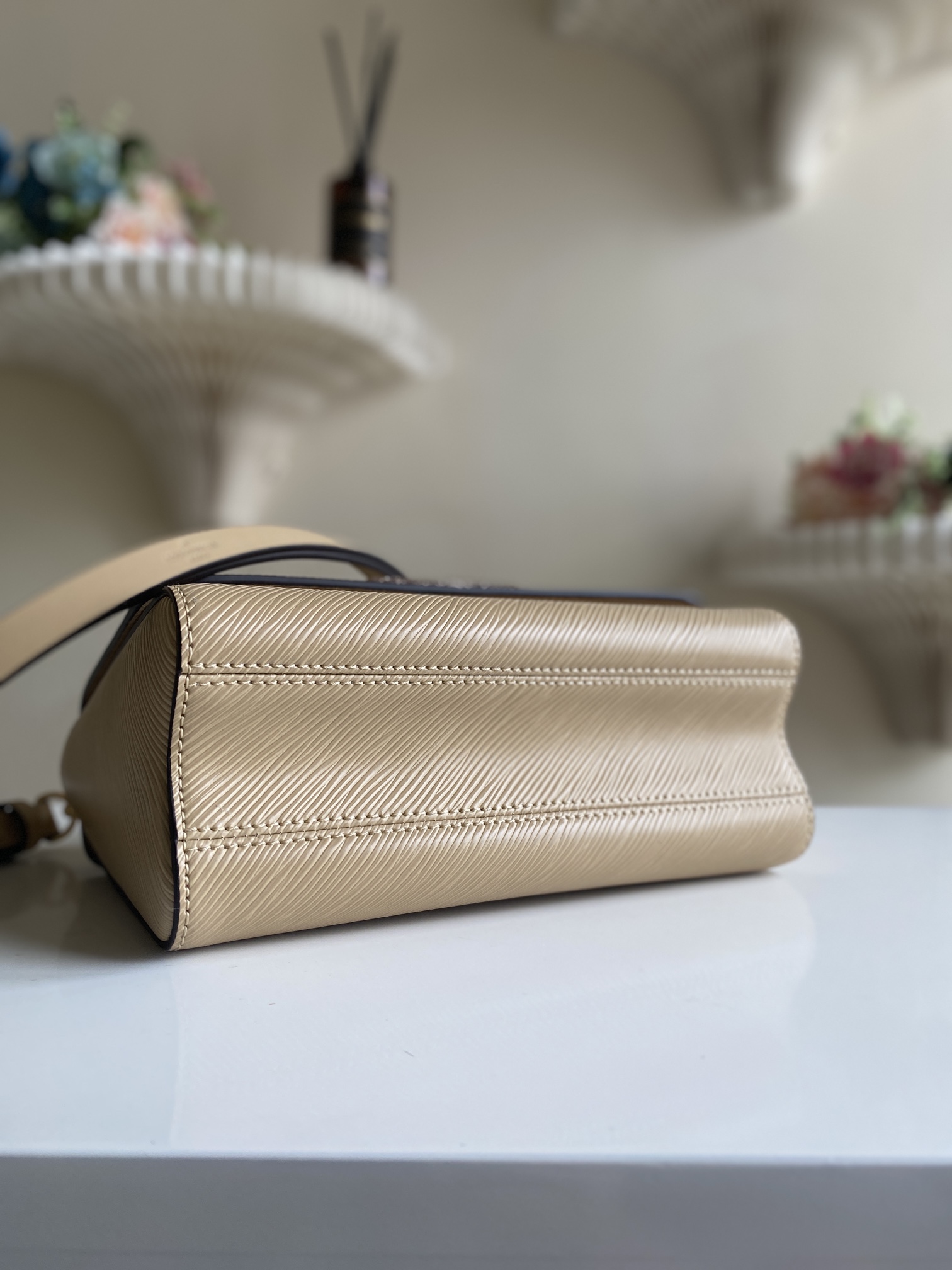Louis Vuitton Luxury Handbag Collection 4