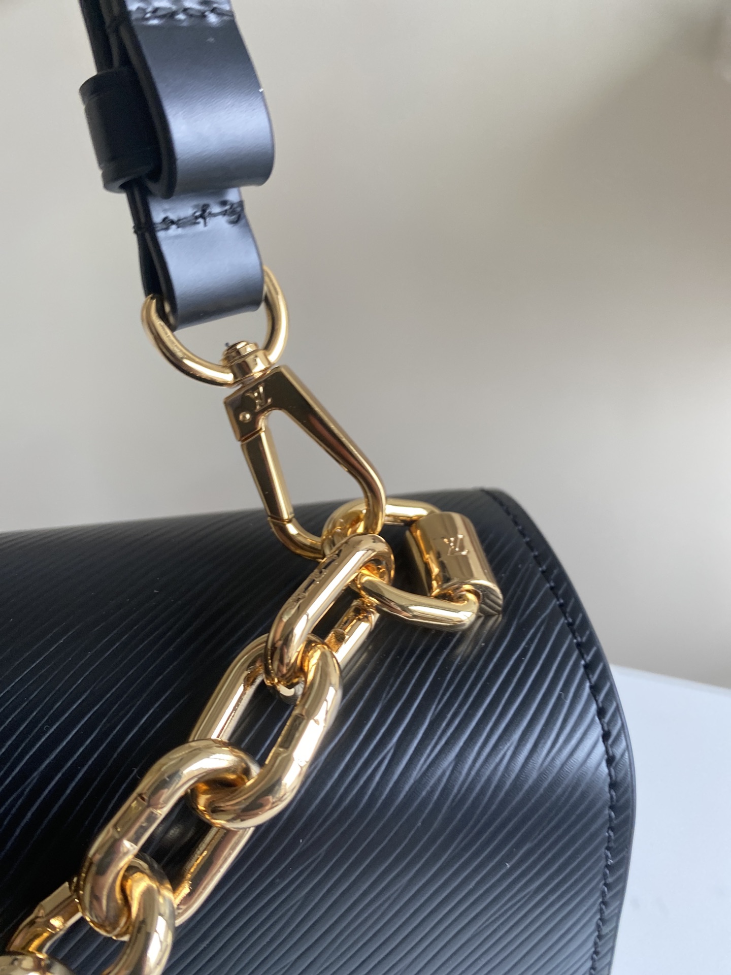 Louis Vuitton Luxury Handbag Collection 6
