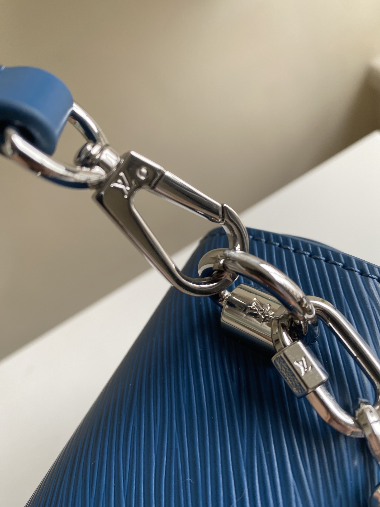 Louis Vuitton Luxury Handbag Collection 6