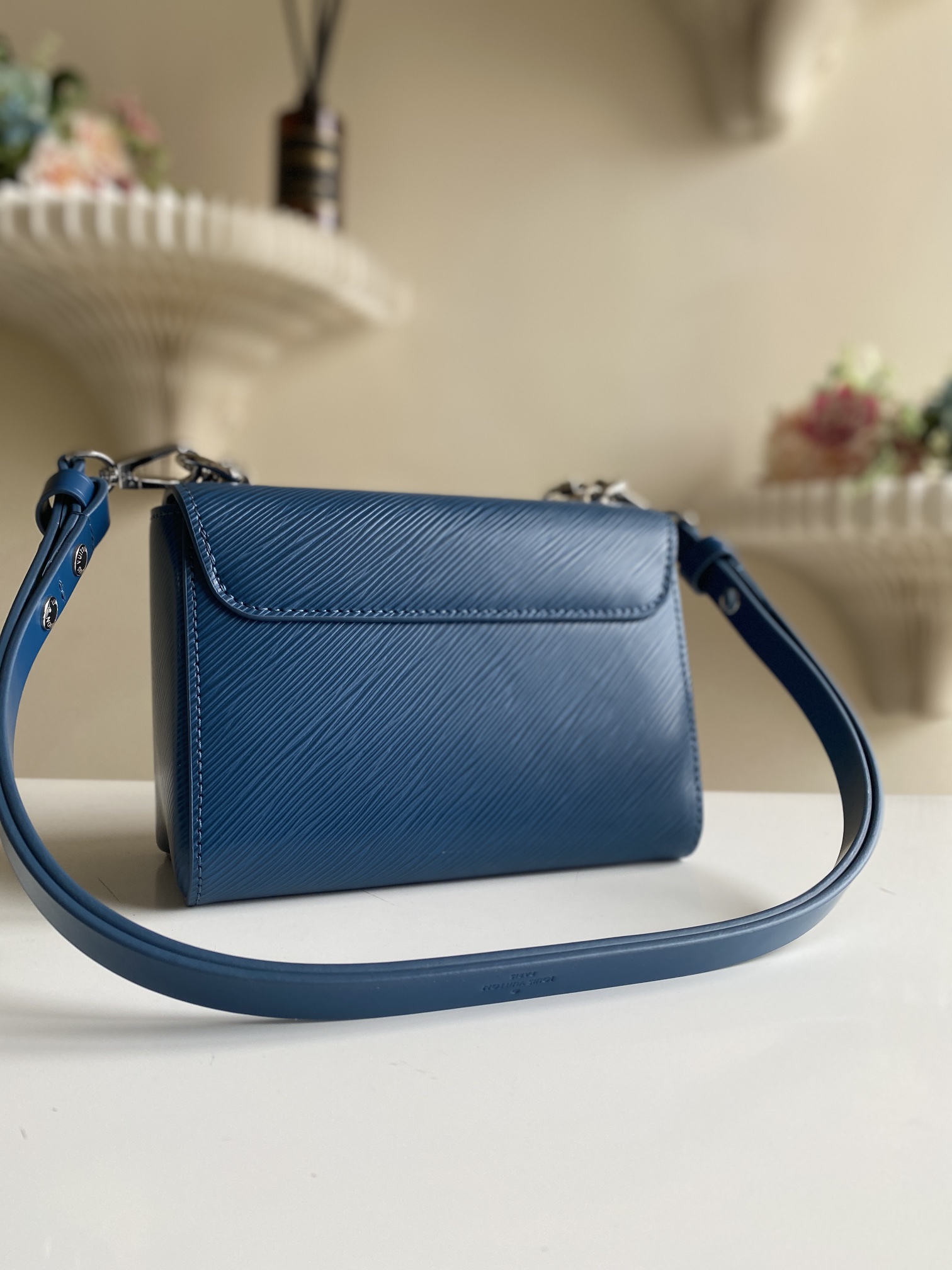 Louis Vuitton Luxury Handbag Collection 3