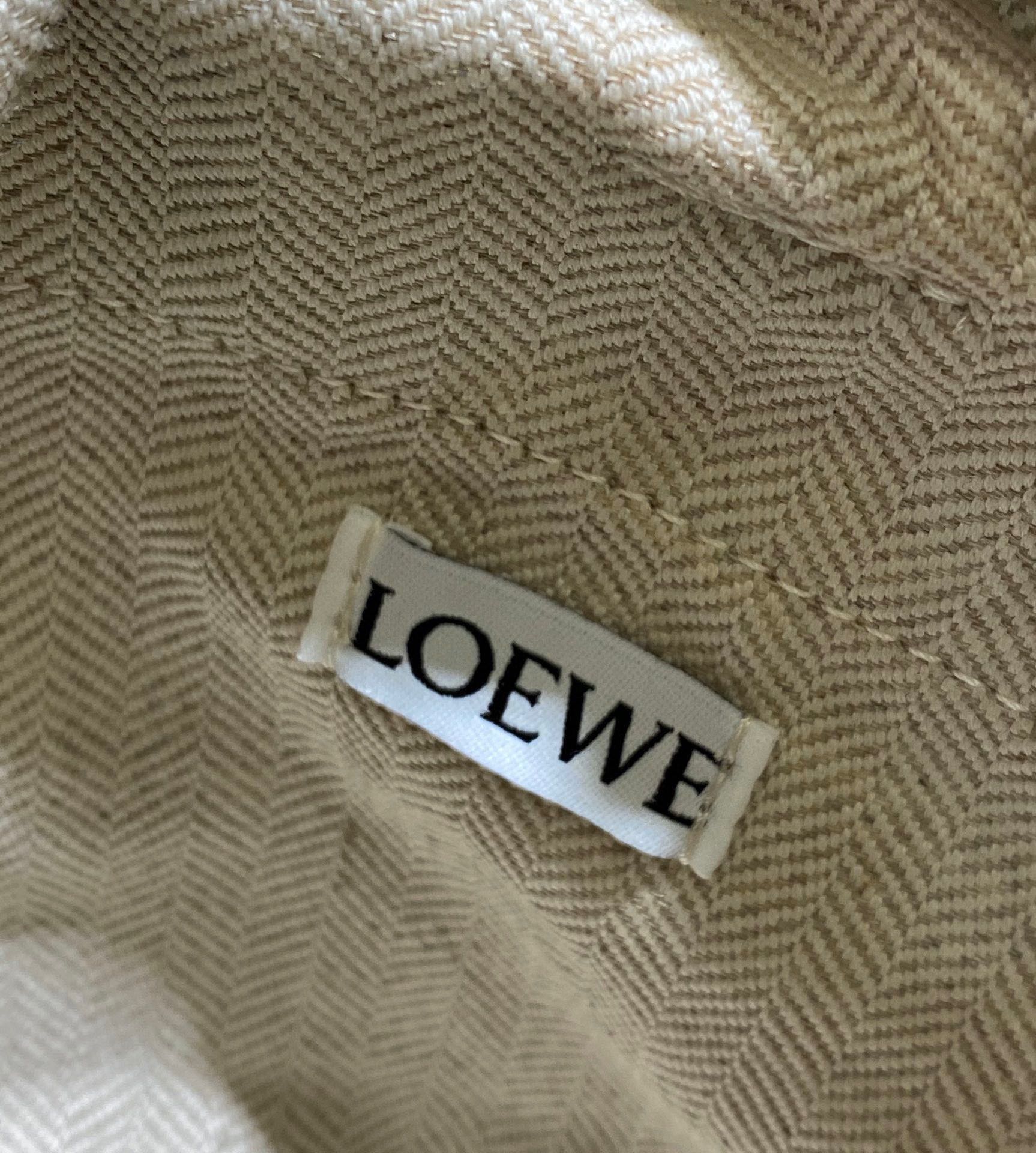 Loewe Basket Bag Small Honeycomb Raffia and Calfskin Bucket Bag 9 i1667288949 9905 7