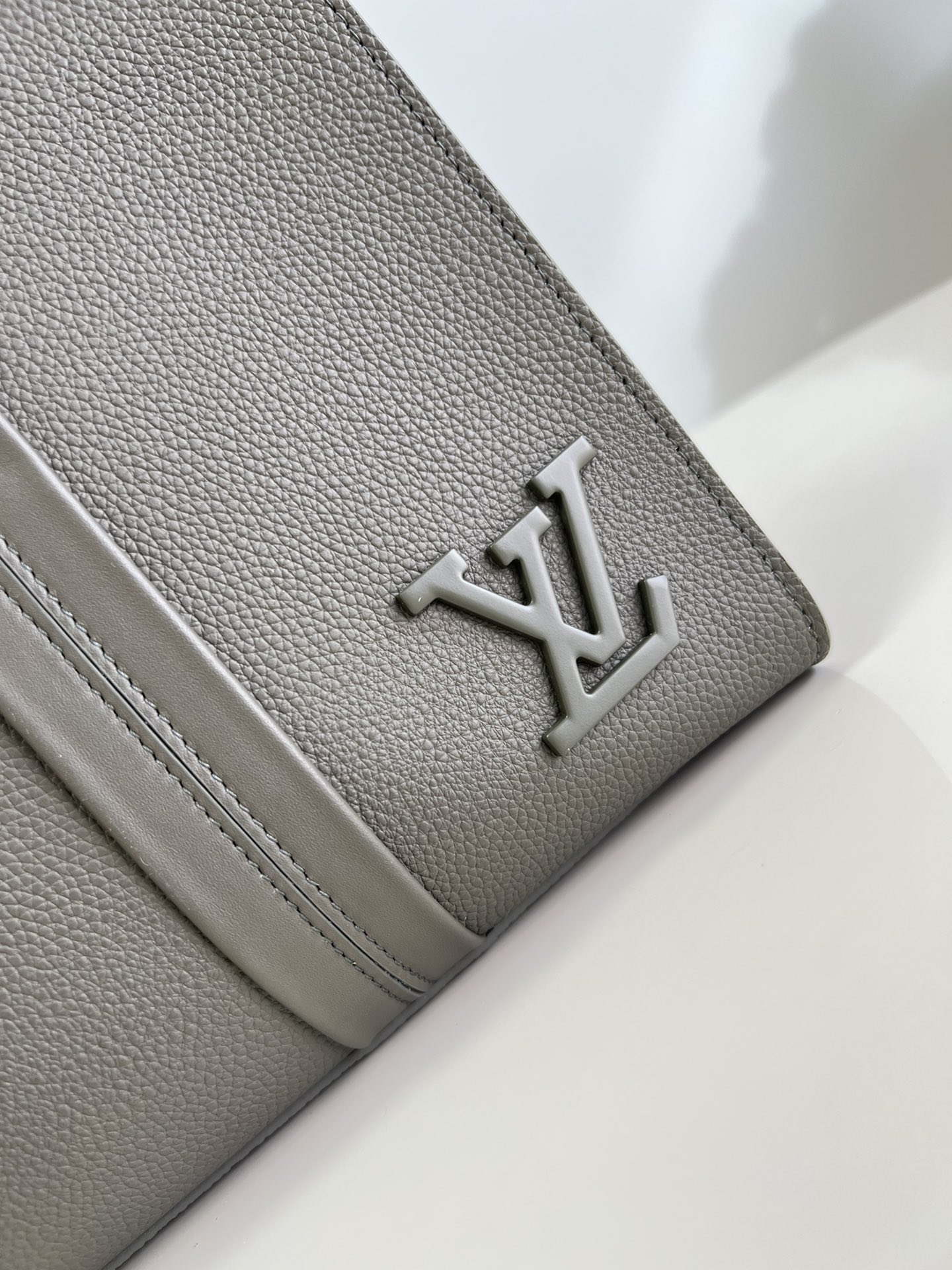 路易威登 Louis Vuitton 高定典藏经典高奢皮具手袋托特包斜挎包女包 #FB93E3E0 4