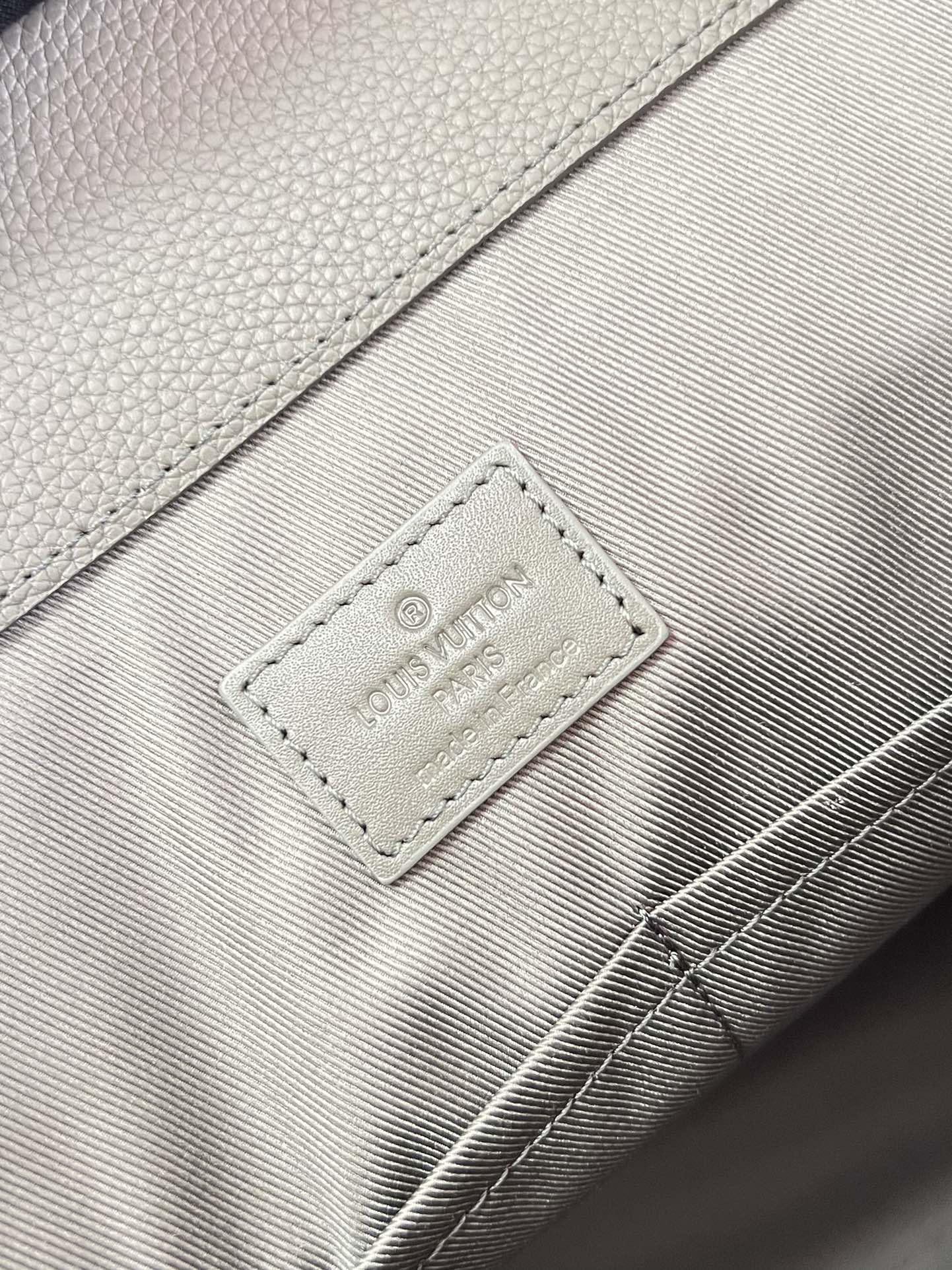路易威登 Louis Vuitton 高定典藏经典高奢皮具手袋托特包斜挎包女包 #FB93E3E0 9