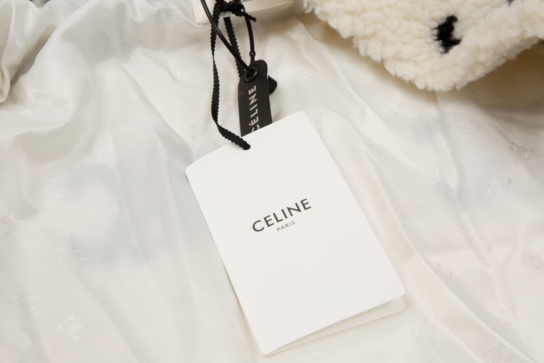 高品质 Celine 2022FW 泰迪绒外套 定金五金内里logo提花