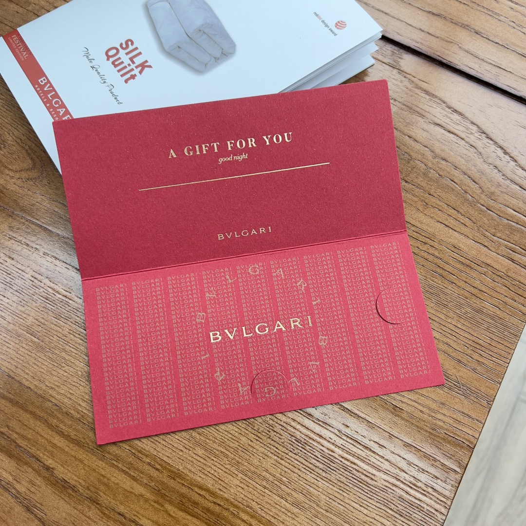 Includes product booklet, Bvlgari holiday greeting card, and - Comprehensive 6