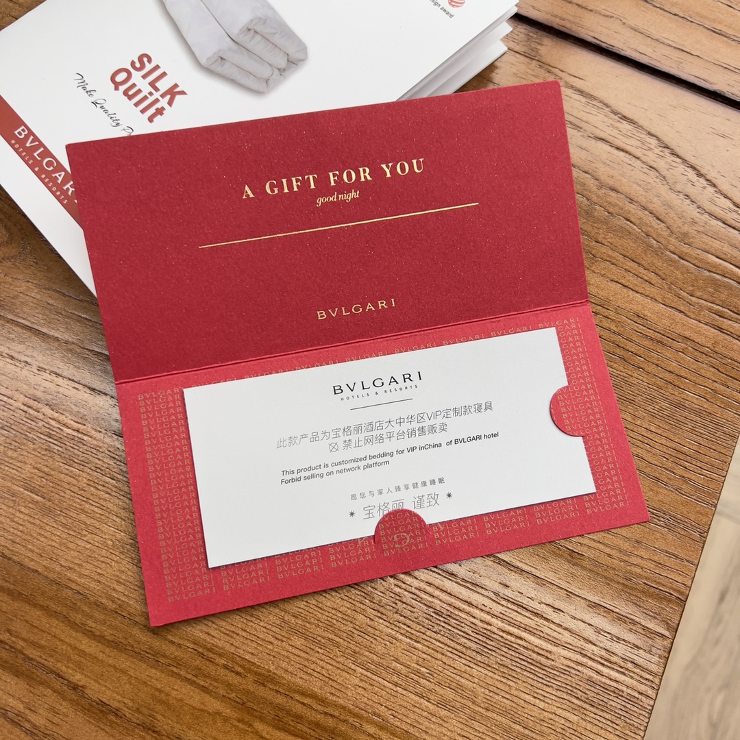 Includes product booklet, Bvlgari holiday greeting card, and - Comprehensive 4