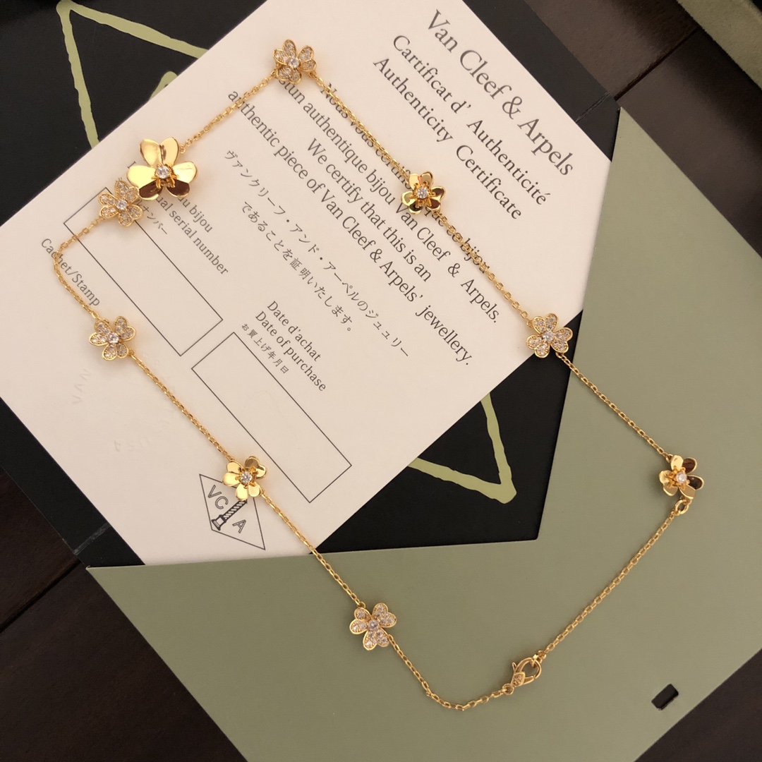 Van Cleef Arpels Frivole 9 Flower necklace Yellow Gold with Diamond Accents 42cm