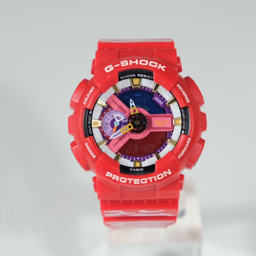 💰60 销量之王 转图必卖）❗️  超级爆款 平价好款 这些都是它的知名词❗️DW和卡西欧各有各的风格 特别适合追求潮流的年轻人首选！ ❗️合适男女 情侣 学生 潮男 潮妞们佩戴‼️大表盘 简洁大方的设计 手表抗震设计 能承受运动过程中的激烈动作带来的冲击世界时间模式12-24（48城市 ）适应个人习惯  想省银子的可以在款式中挑选一款 送给自己和心爱的人！当然有💰舍得花银子去专柜服务还是不错的！数量不多 喜欢速度 补单情况暂时稳定，八大金刚热销款，大号表盘直径约是51.2m，小号约43m，实物现拍，可力推暑假来临，爆款来袭!学生，情侣大爱，价格美丽!工厂一手货源！