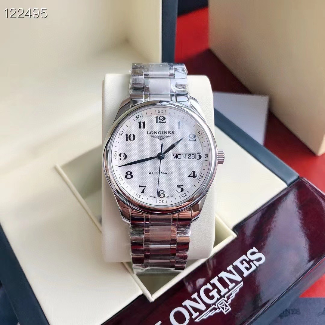 热销同款🔥【40mm双日历】⚡️⚡️瑞士品牌浪琴Longines凭借其优雅态度真我个性 简约大气的风格深受广大消费者追捧🌟一款增添腕间时尚魅力的腕表⌚⌚低调不失气场！品牌：浪情-LONGINES型号：名匠系列男士机械腕表机芯：搭载全新2813/🇯🇵8205全自动机械机芯，摆幅28800，动力储备48小时+，超薄机芯表壳：316精钢表壳 超薄纤细原装同步壳身 三度防水，细节：字面、表针细节原版同步