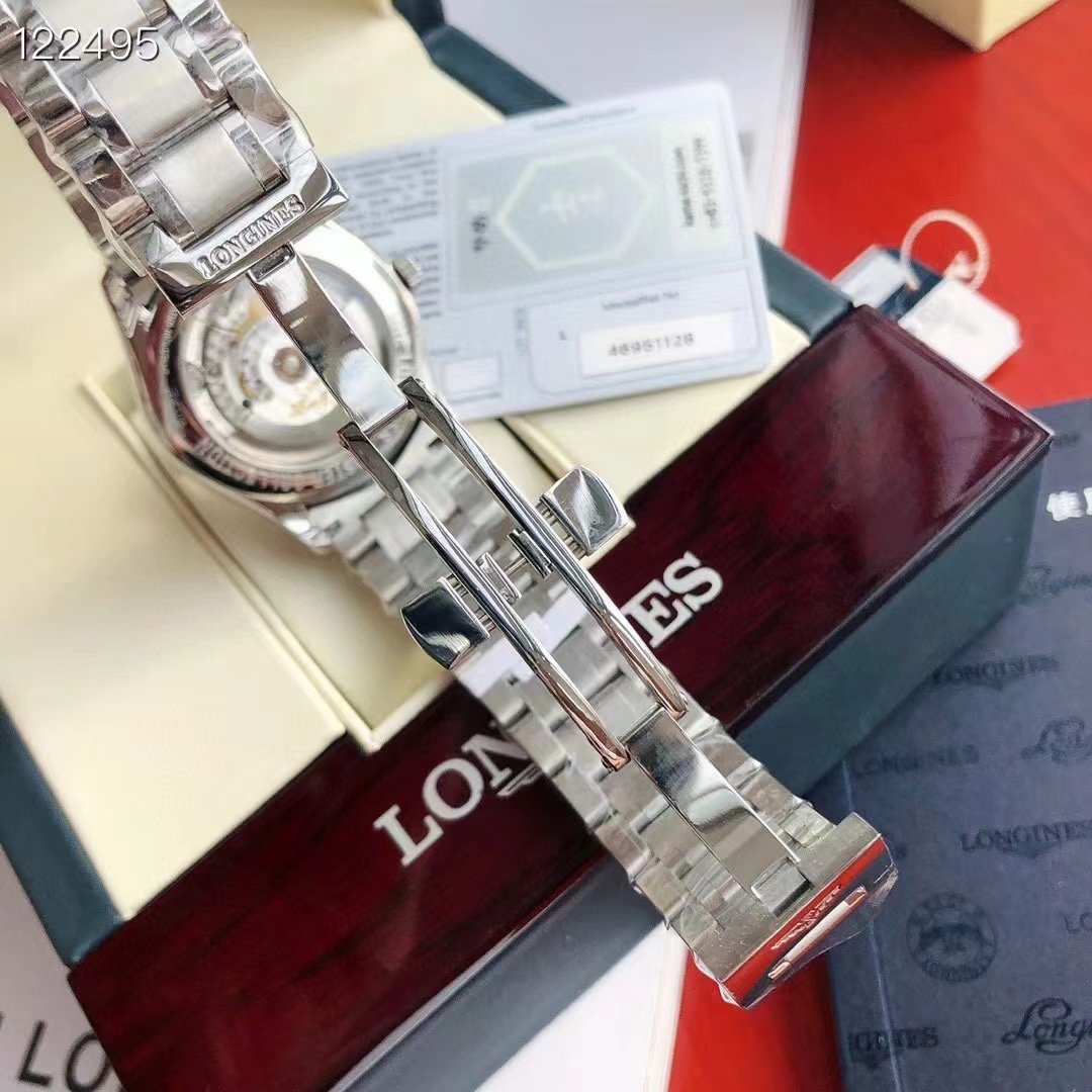 热销同款🔥【40mm双日历】⚡️⚡️瑞士品牌浪琴Longines凭借其优雅态度真我个性 简约大气的风格深受广大消费者追捧🌟一款增添腕间时尚魅力的腕表⌚⌚低调不失气场！品牌：浪情-LONGINES型号：名匠系列男士机械腕表机芯：搭载全新2813/🇯🇵8205全自动机械机芯，摆幅28800，动力储备48小时+，超薄机芯表壳：316精钢表壳 超薄纤细原装同步壳身 三度防水，细节：字面、表针细节原版同步