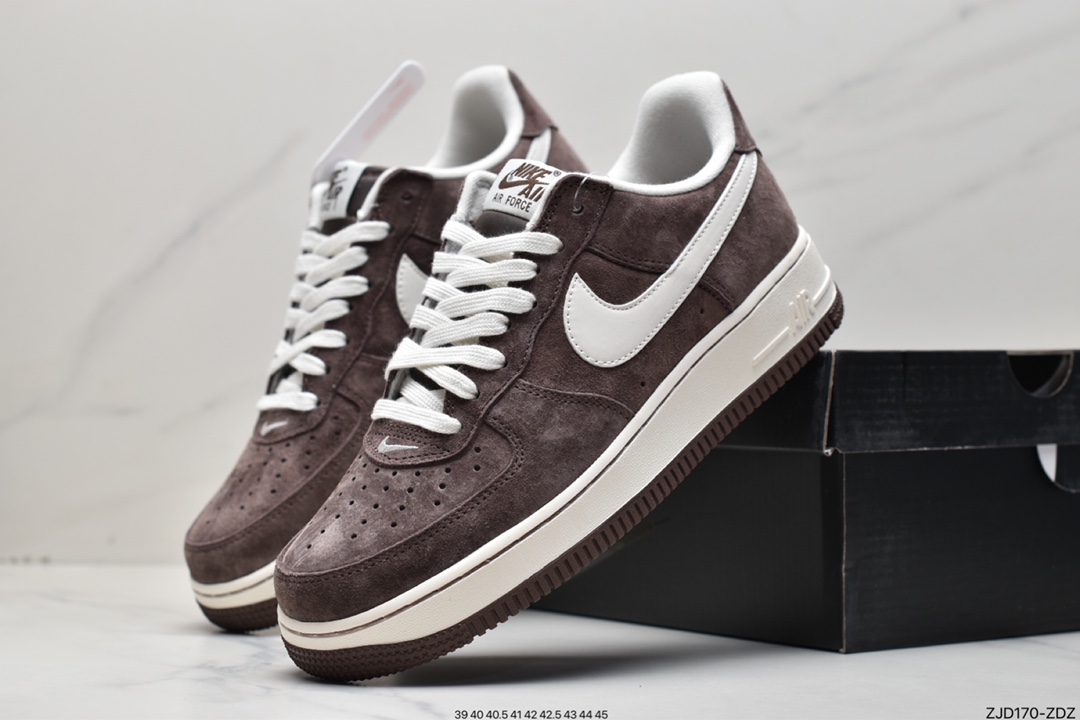 240 Nike Air Force 1 咖啡色 空军一号低帮板鞋 DL0701-200