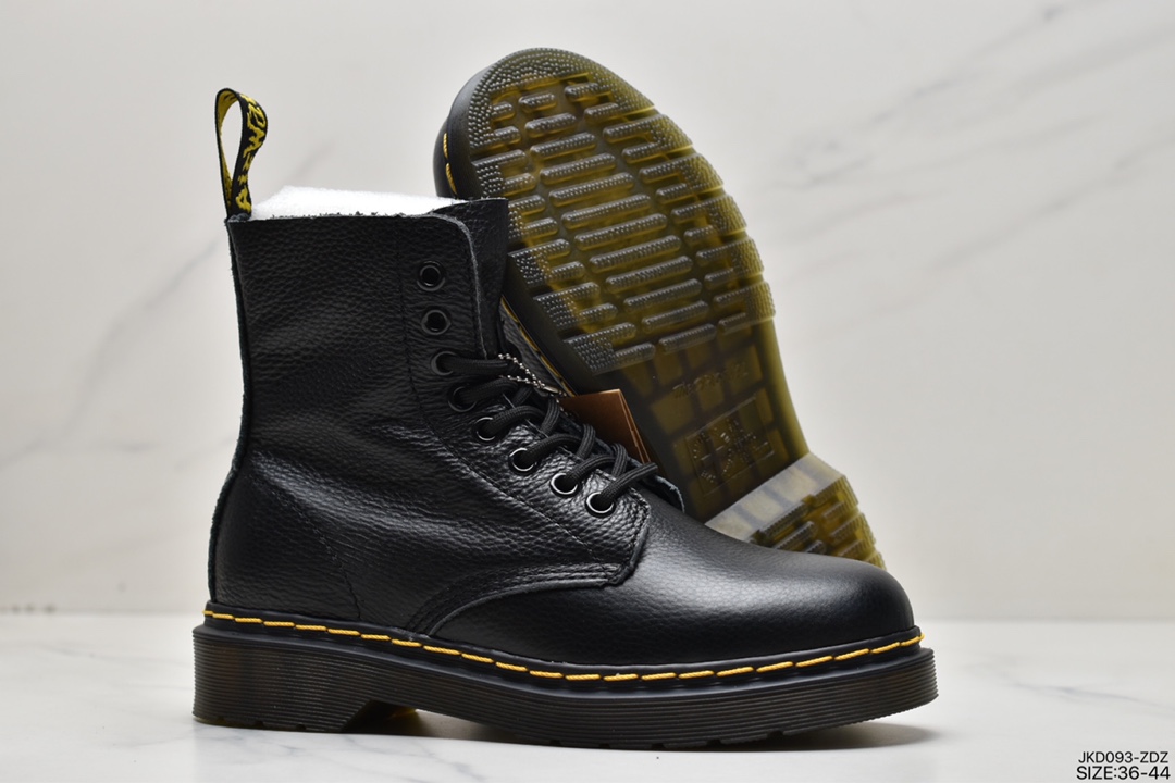 160 马汀博Dr. Martens Jadon 8 Eye Boots马丁高帮英伦骑士朋克复古机车 马丁靴“开边珠硬皮”15265001