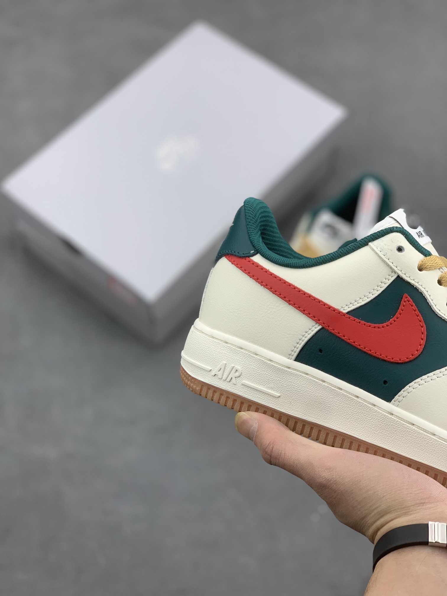 Nike Air Force 1 Low Red Green Casual Sneakers FD9063-163 6 i1667328911 7655 4