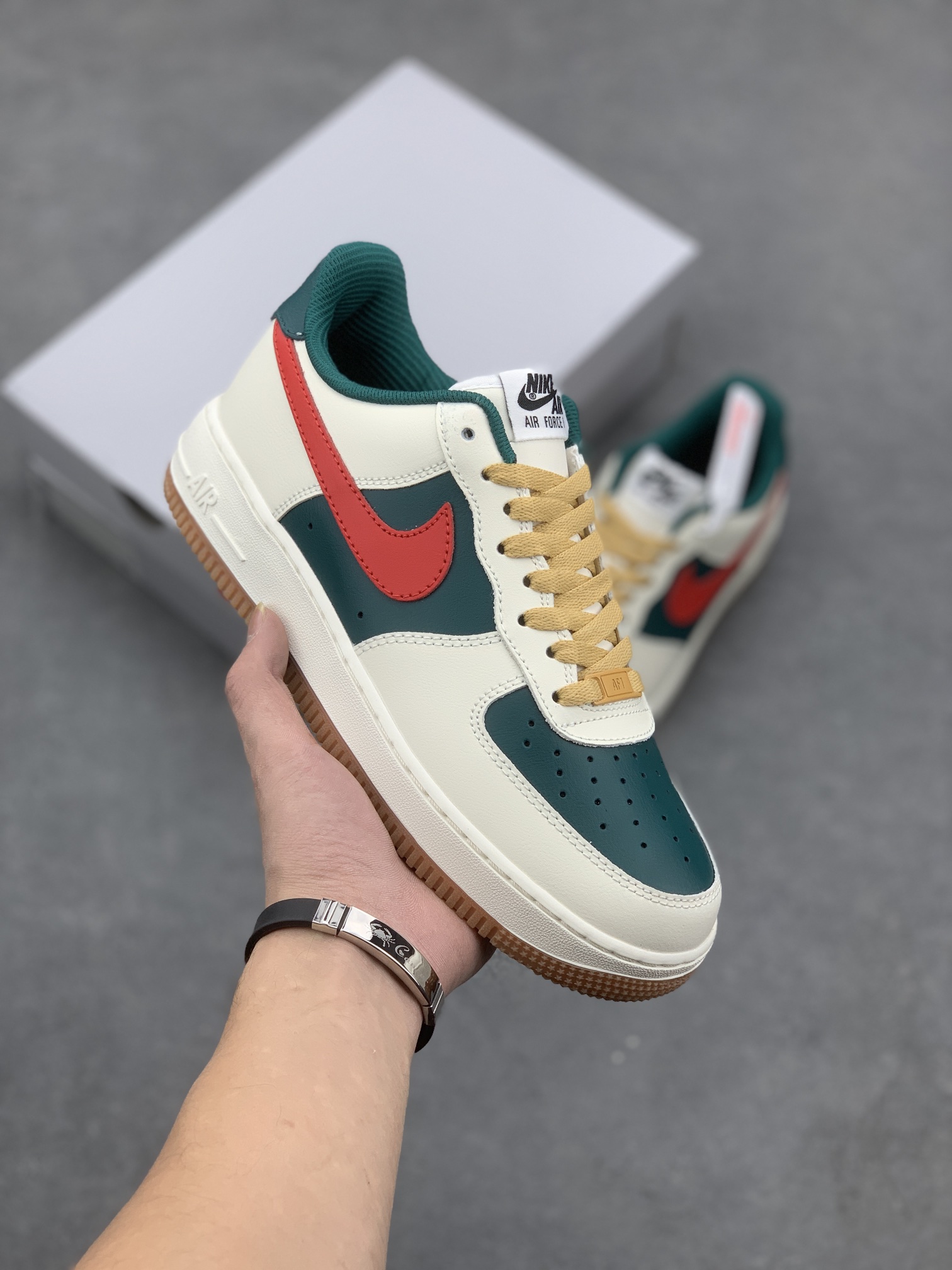 Nike Air Force 1 Low Red Green Casual Sneakers FD9063-163 2 i1667328911 8867 0