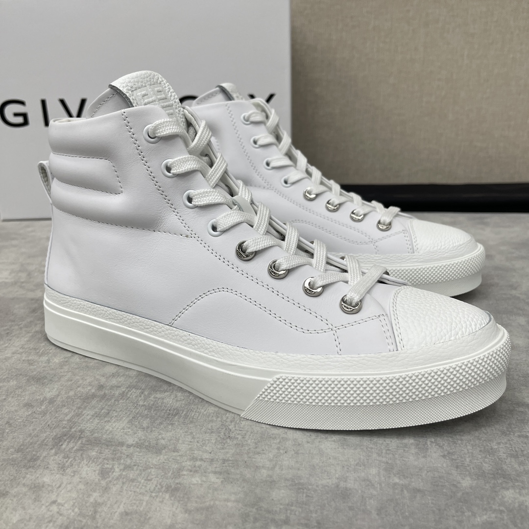 GVX新品City高帮运动鞋板鞋官方6,390采用进口光滑牛皮/立体凸纹牛仔效果4GLOGO图案提花设计