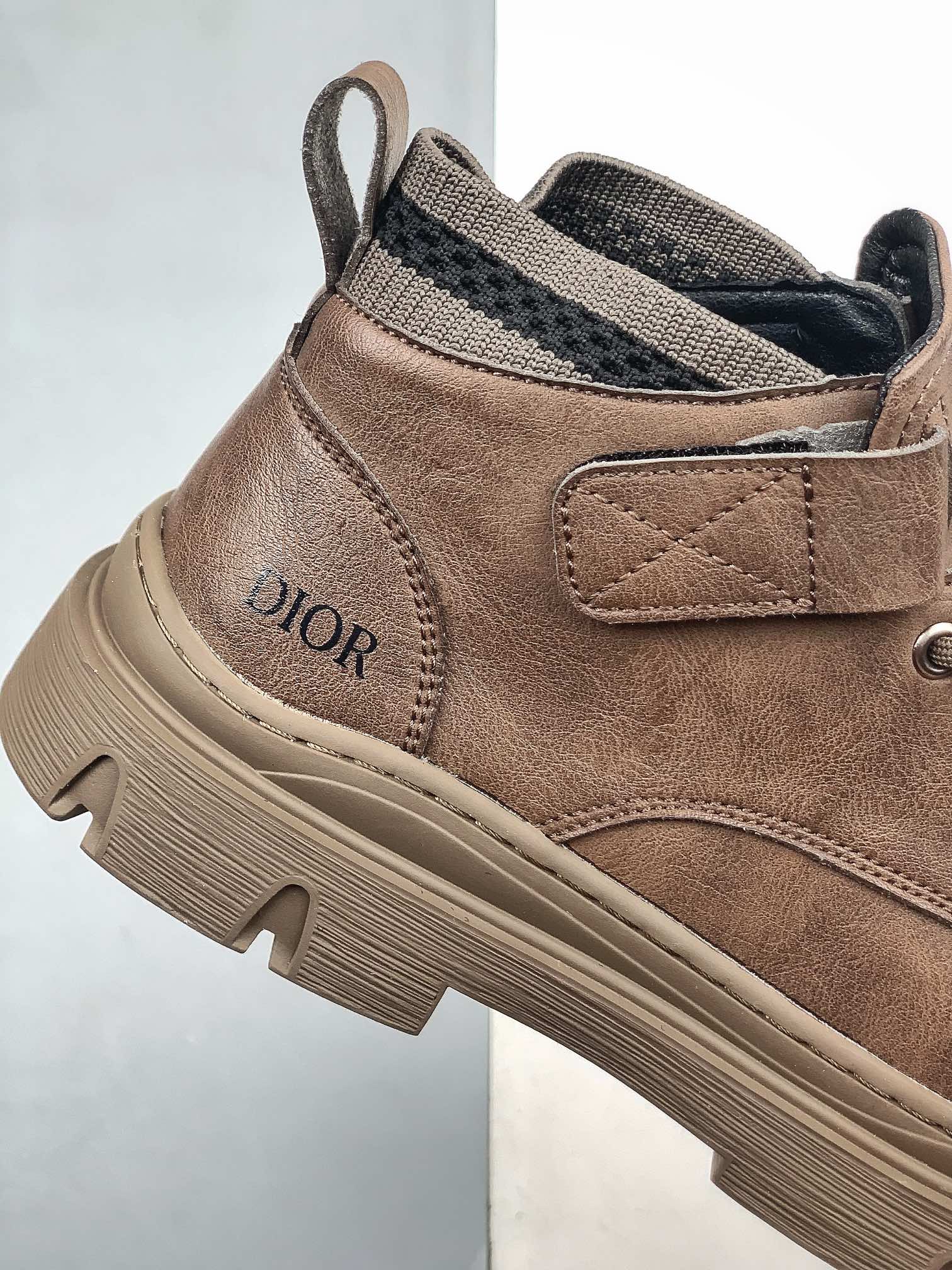 New Arrival Dior trendy mid-top casual Martin boots series