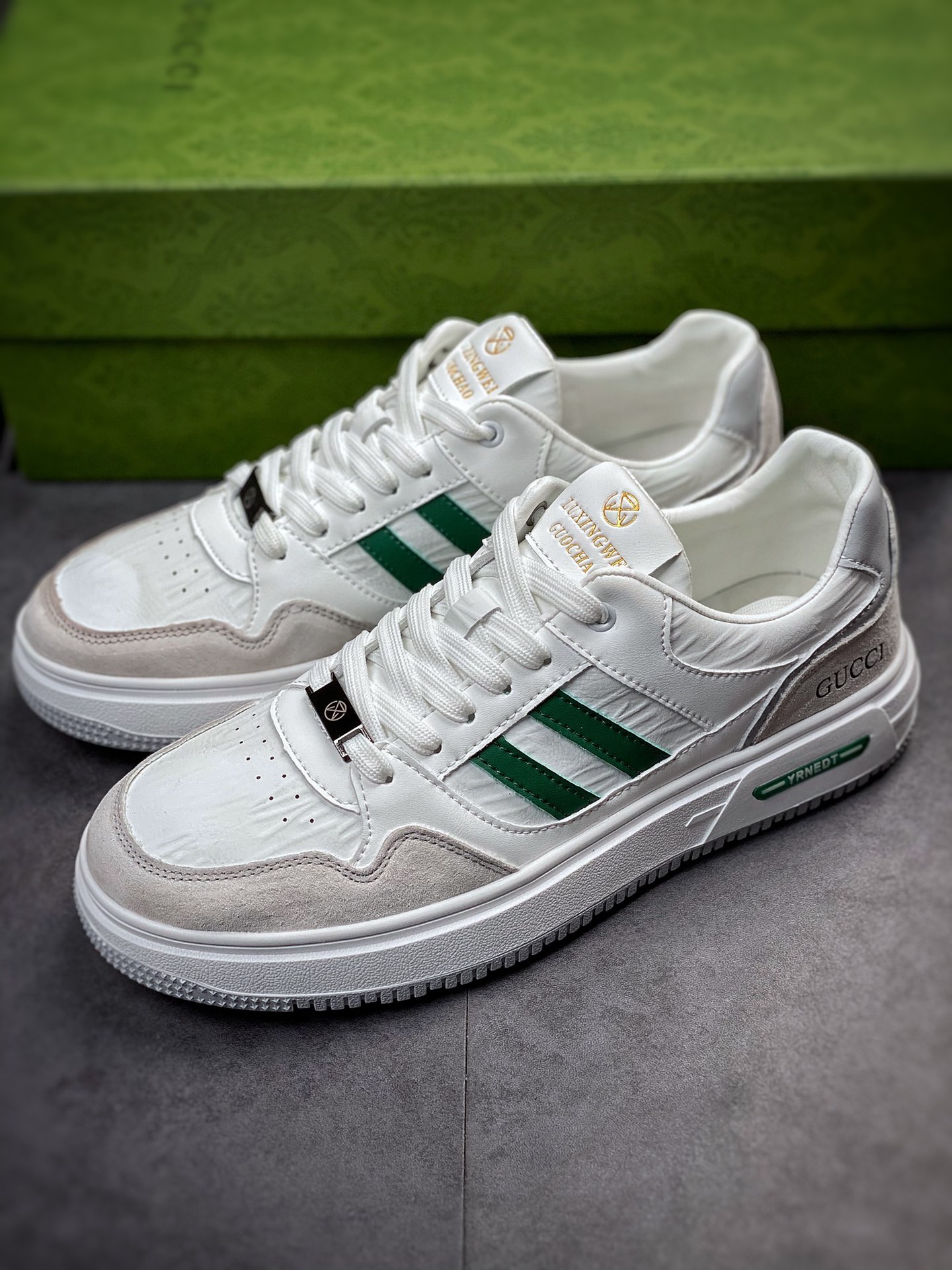 Overseas version of Gucci sports and leisure trend sneakers series