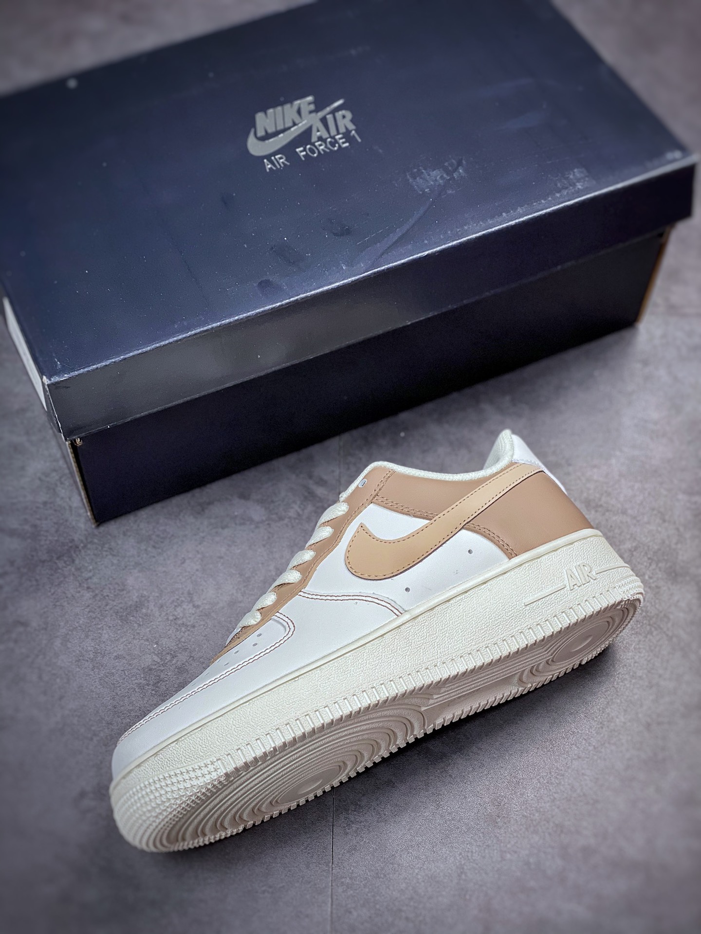 210 Nike Air Force 1 Low 07 奶咖卡其拼接DT0226-303