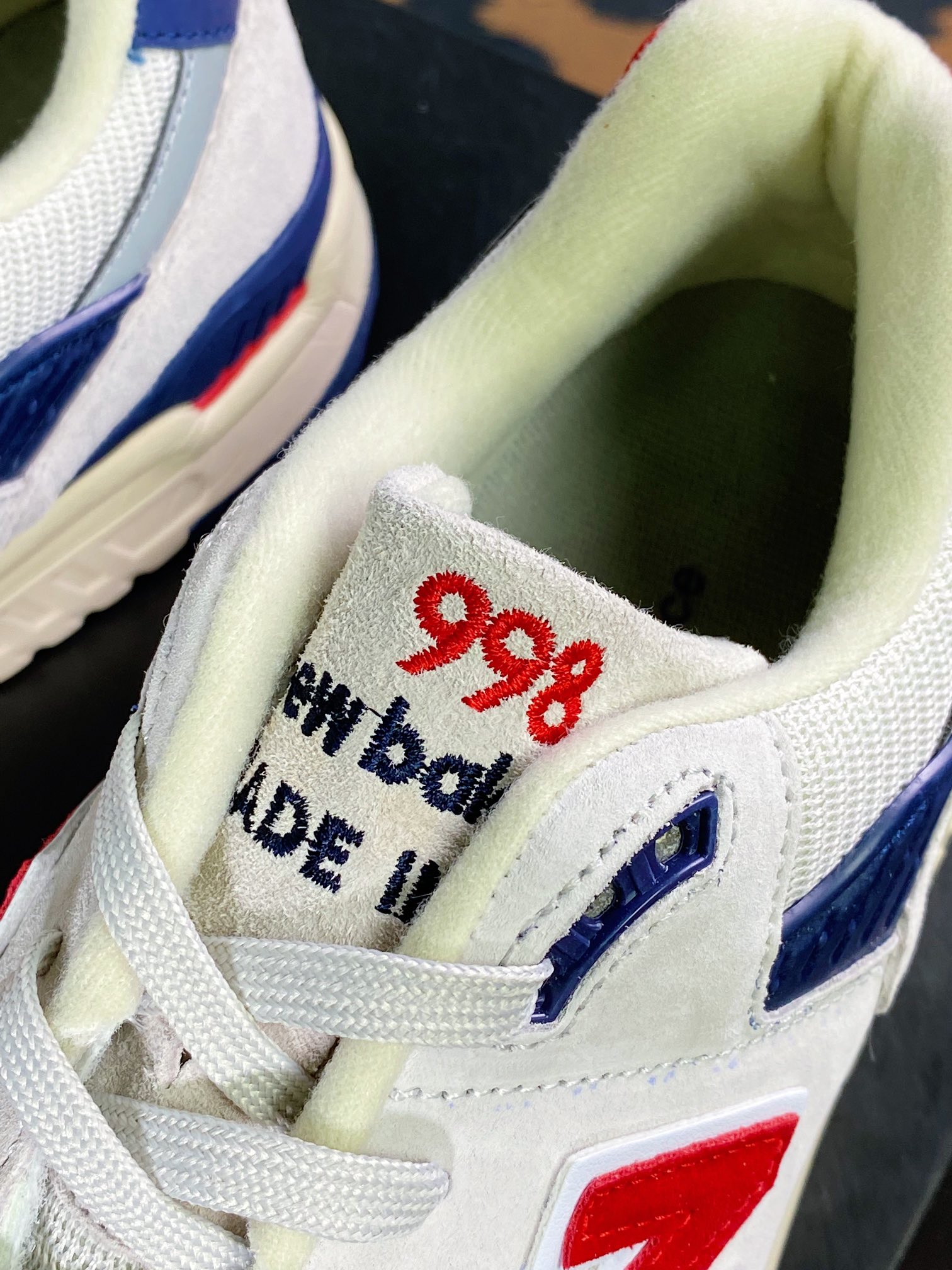 NB M998 Made in USA high-end American bloodline series jogging shoes ”off-white navy blue red” M998JS4