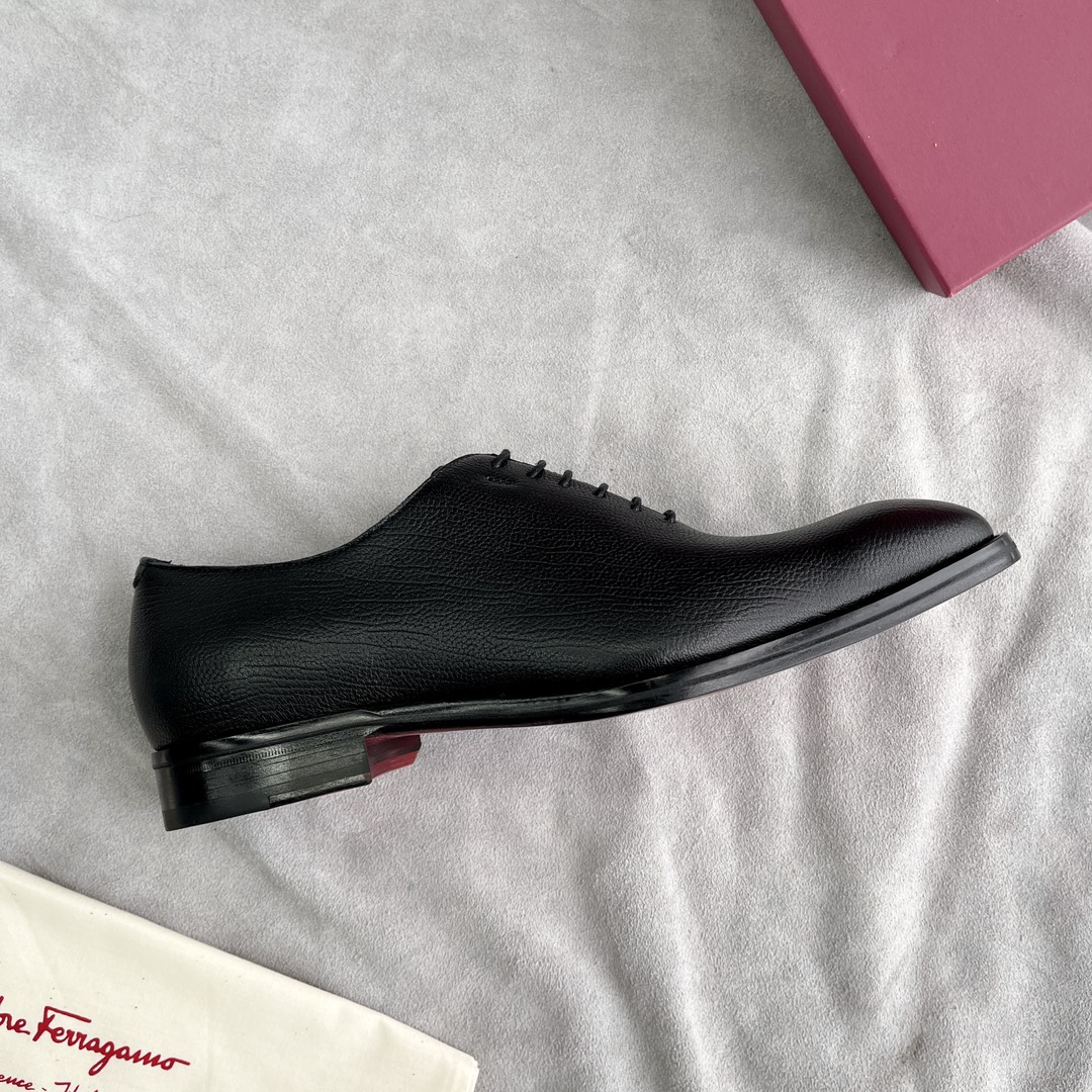 Ferragamo Haute Couture Classic Luxury Leather Shoe Ref 6