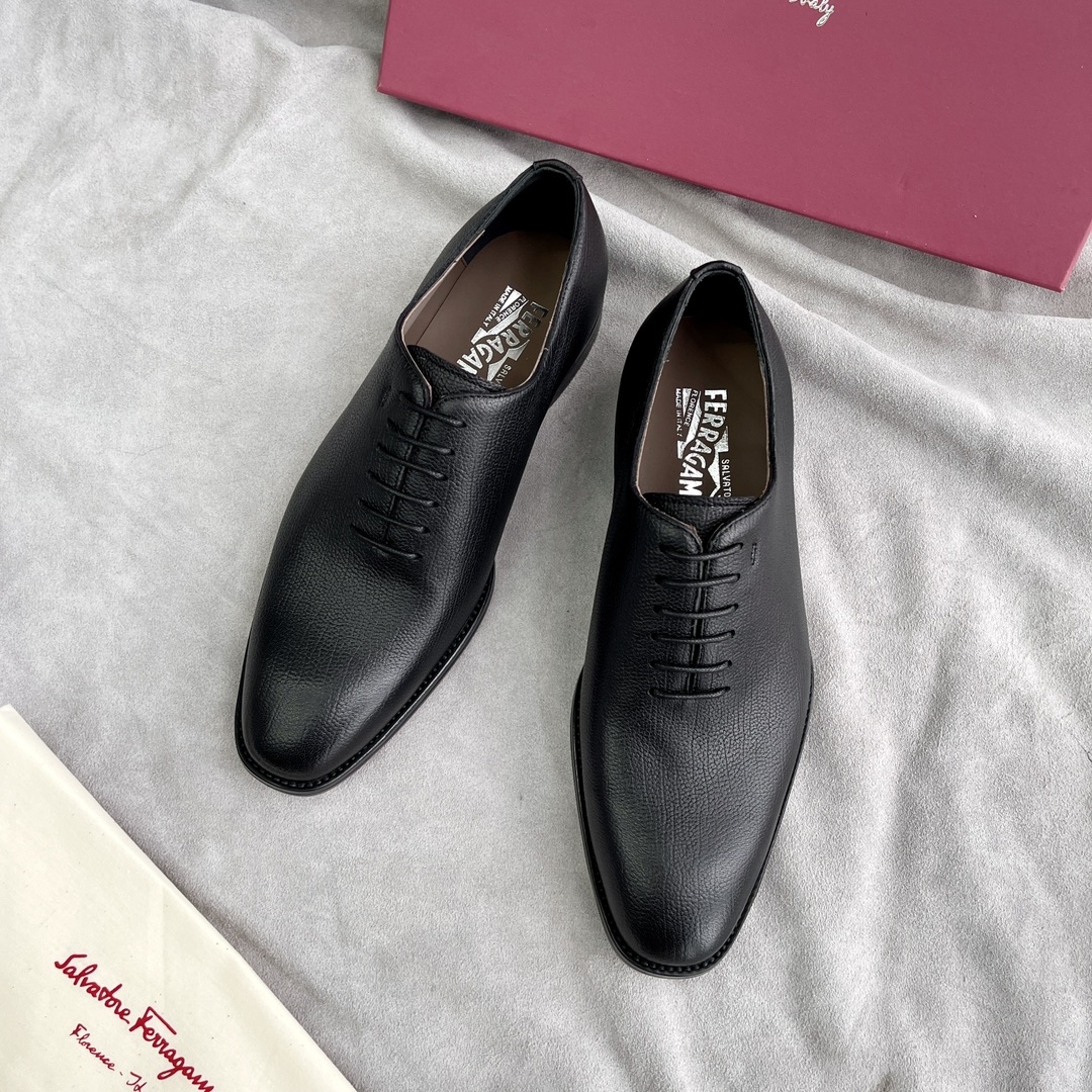 Ferragamo Haute Couture Classic Luxury Leather Shoe Ref 3