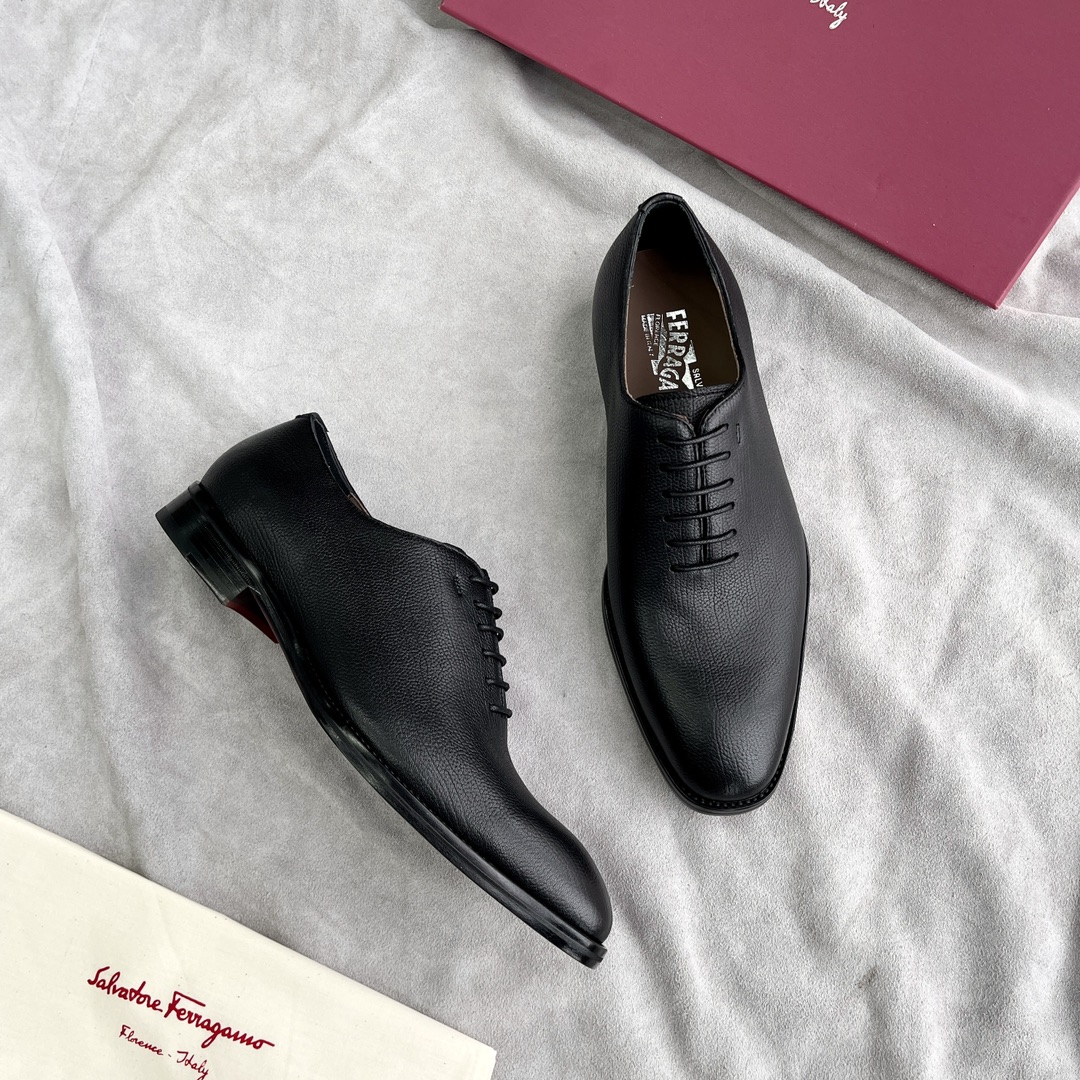 Ferragamo Haute Couture Classic Luxury Leather Shoe Ref 5