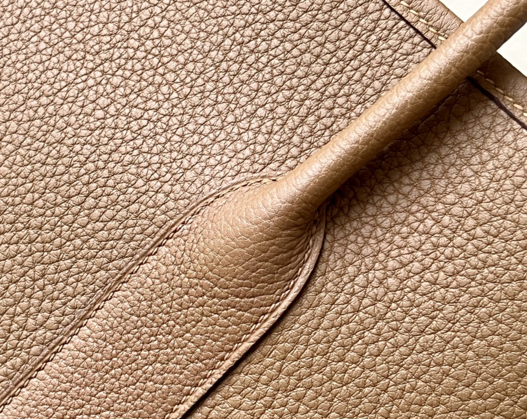 Hermès Garden Party 36 Tote Bag in Negonda Leather - Taupe 8 i1667376108 5433 7