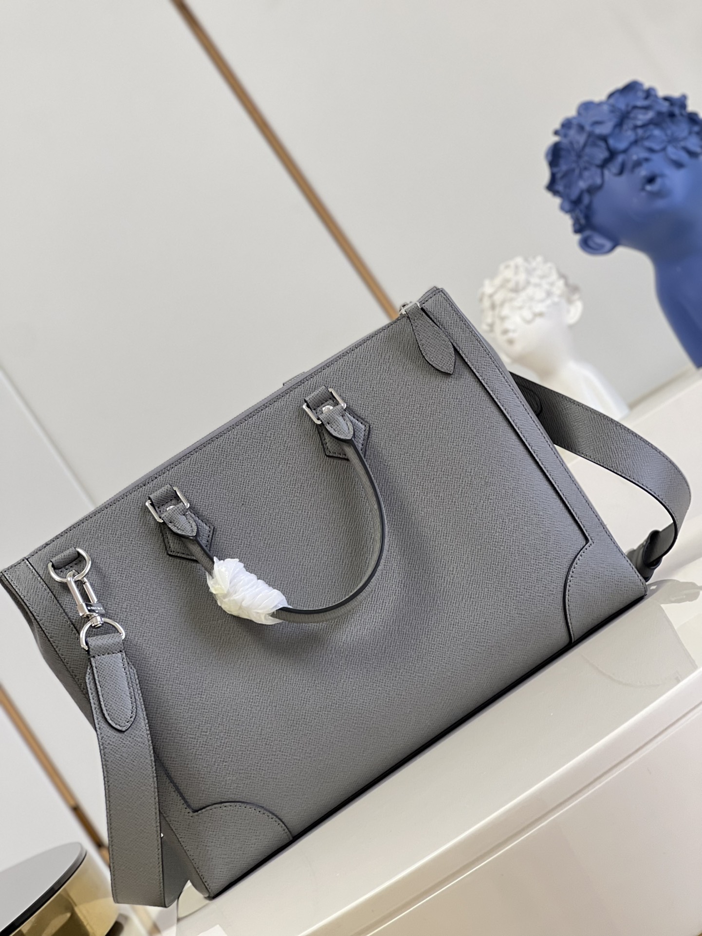 Louis Vuitton Haute Couture Classic Luxury Handbag Shoulder Crossbody 6