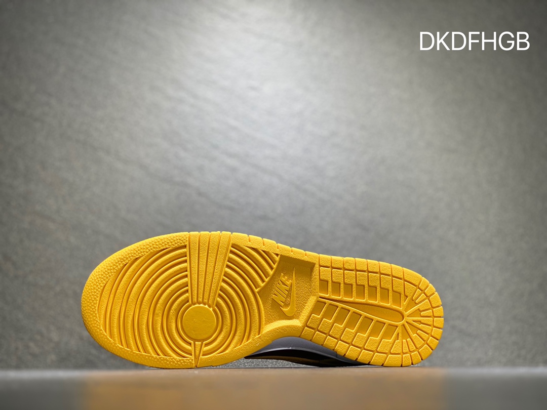 260 Nike SB dunk Low 低帮休闲运动滑板板鞋 DD1391-702