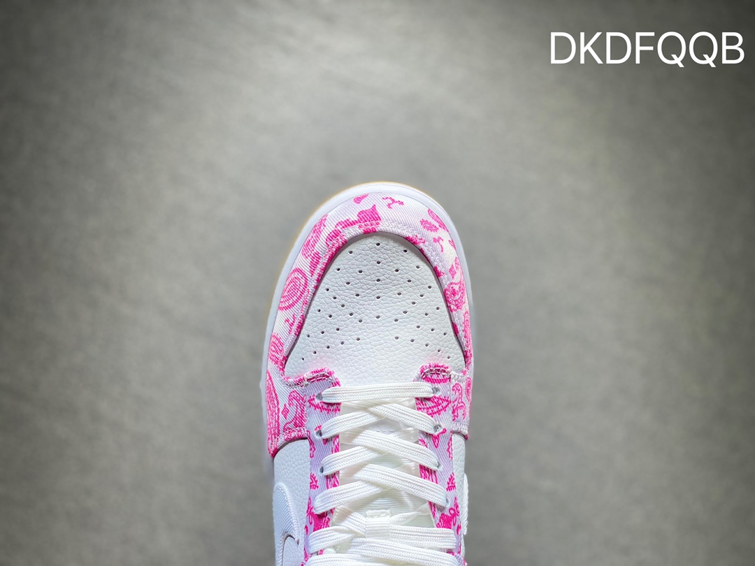 260 Nike SB dunk Low 低帮休闲运动滑板板鞋  CT5053-061