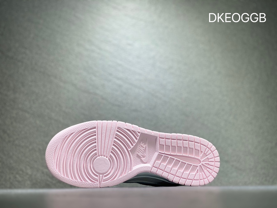 300 Nike SB dunk Low 低帮休闲运动滑板板鞋 DV3054-600