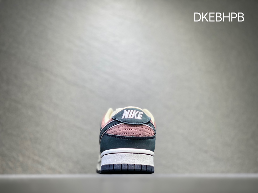 320 Nike SB dunk Low 低帮休闲运动滑板板鞋 LF0039-028