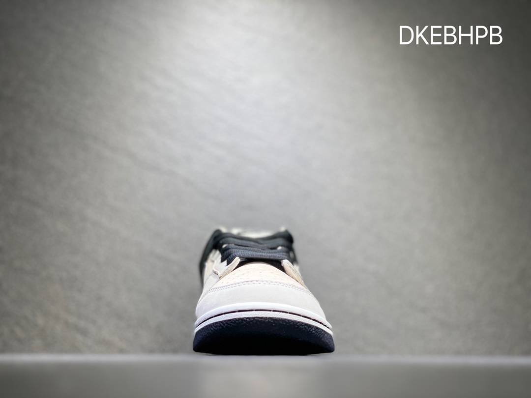 320 Nike SB dunk Low 低帮休闲运动滑板板鞋 LF0039-028