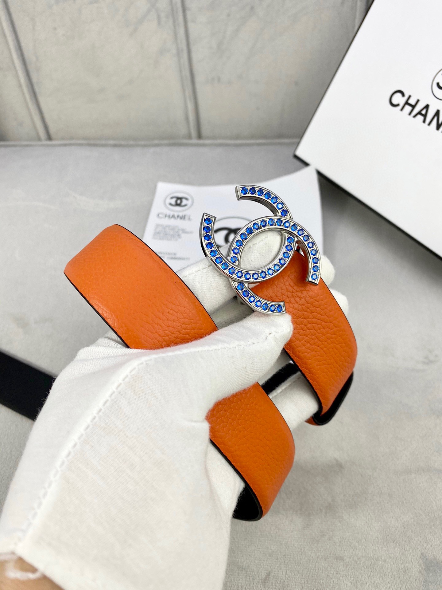 Chanel 荔枝纹平纹皮ベルト 3.0cm幅 魅力的な金銀色装飾