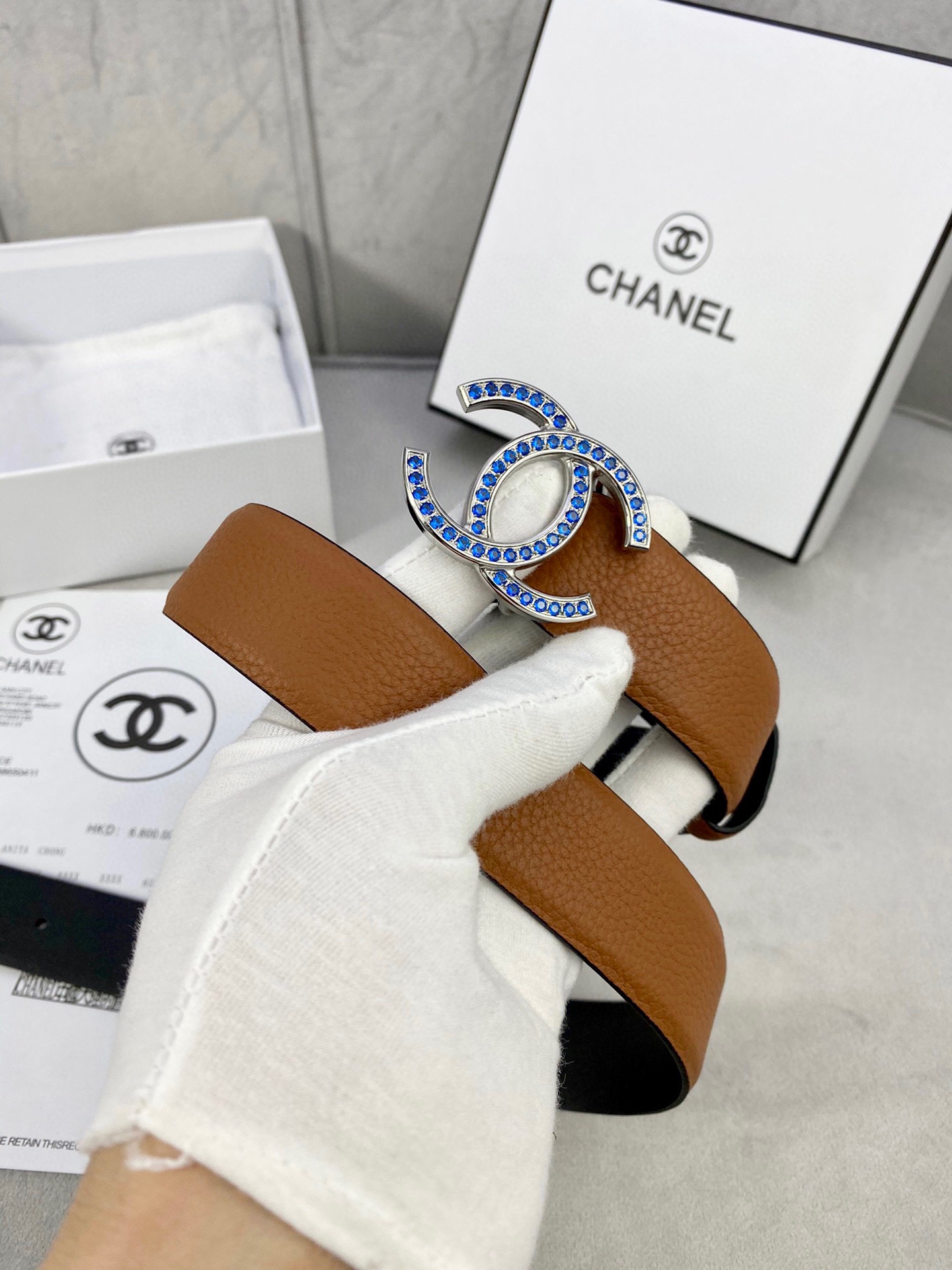 Chanel 荔枝纹平纹皮ベルト 3.0cm幅 金銀色镶钻钢扣