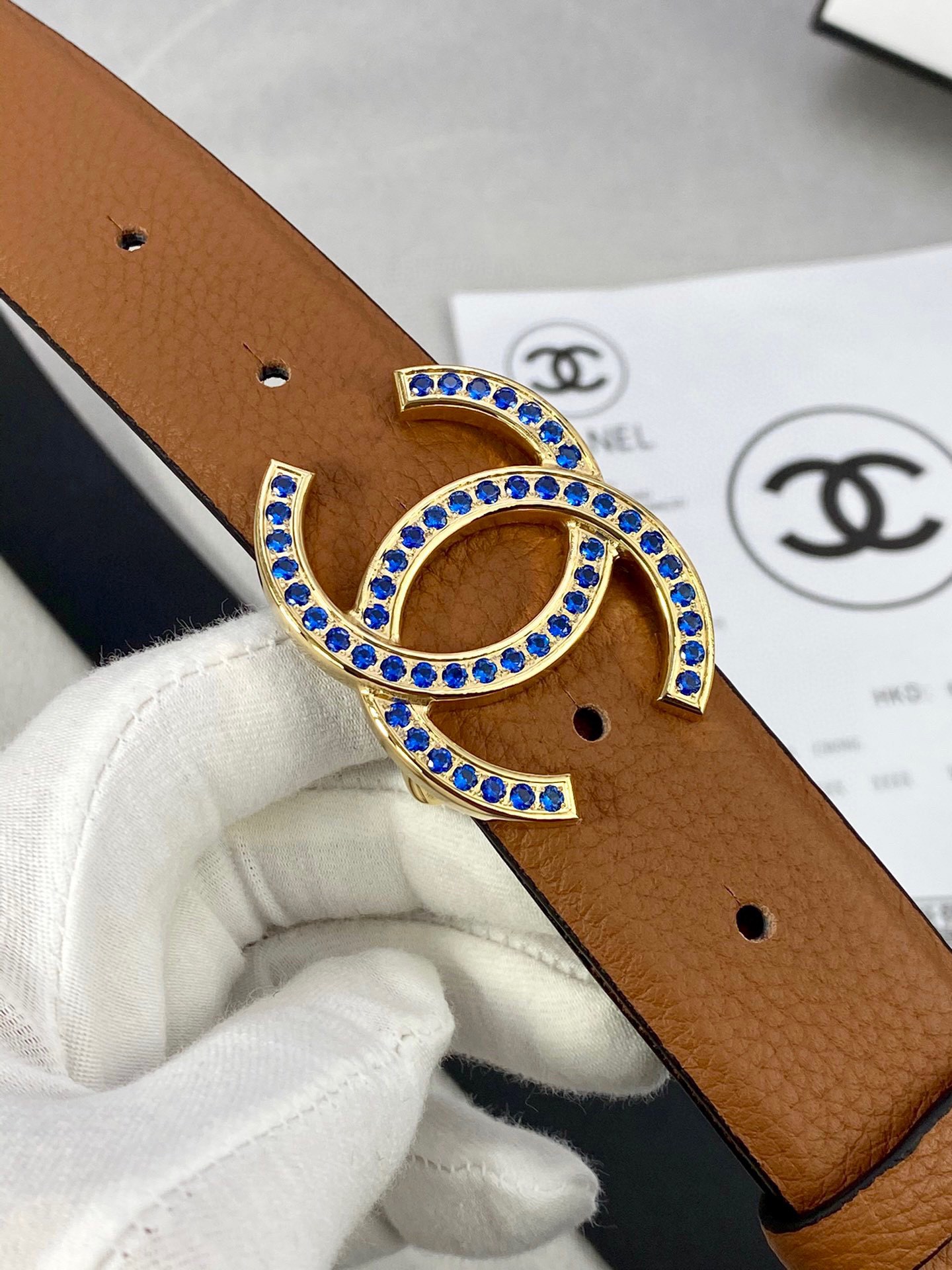 Chanel 荔枝纹平纹皮ベルト 3.0cm幅 金銀色镶钻钢扣