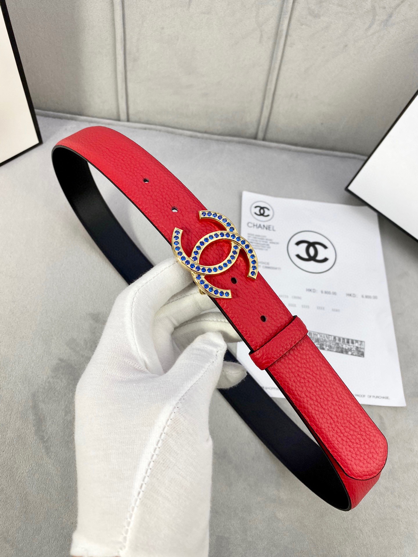 Chanel 荔枝纹平纹皮ベルト 金銀色镶钻鋼扣