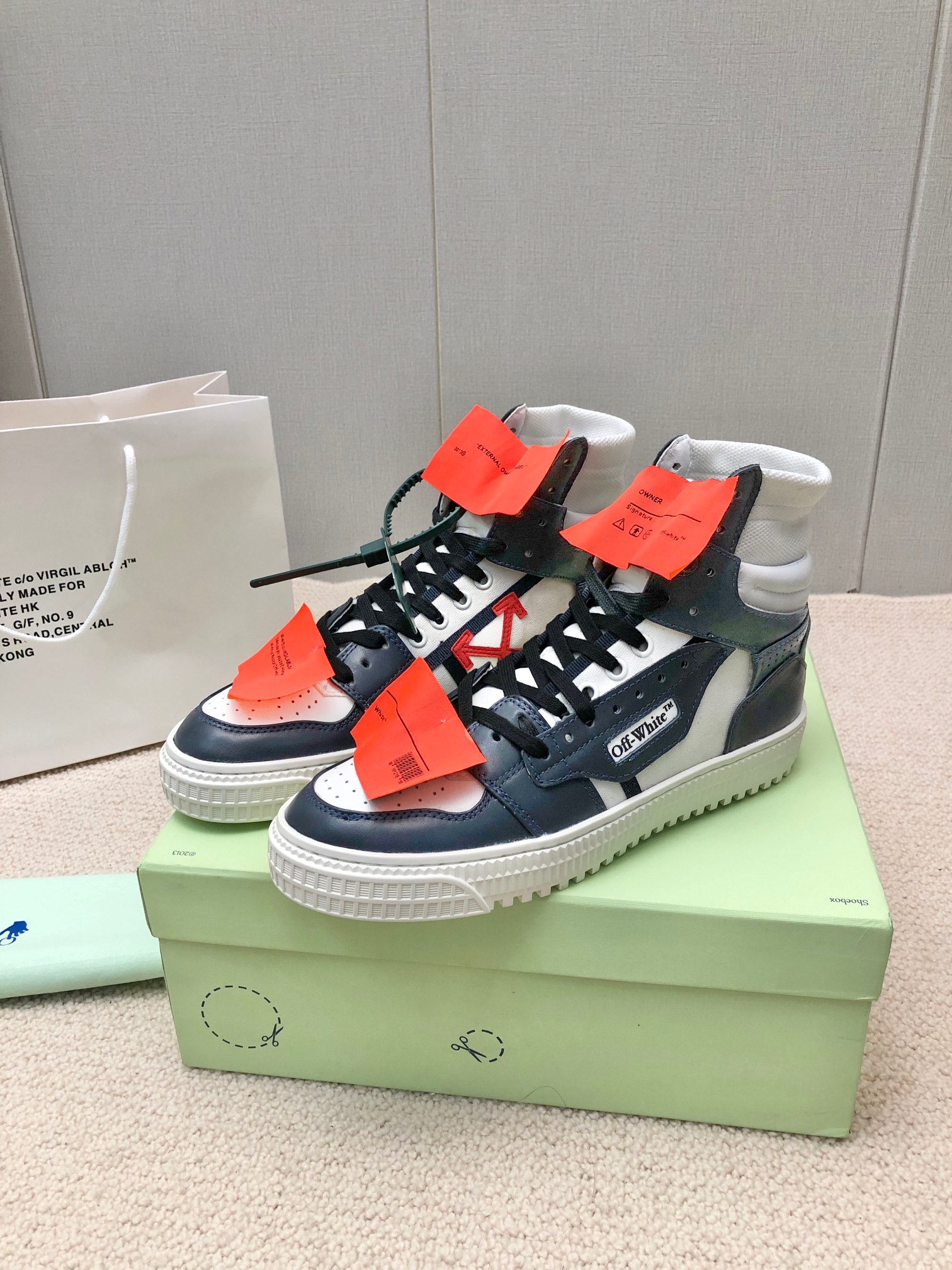 OFF WHITE pareja modelos Precio de fábrica: 35 - los últimos modelos de primavera de la obra maestra