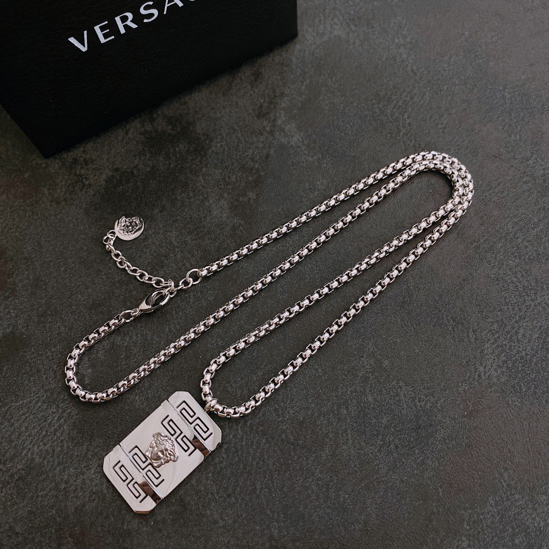 Versace Jewelry Necklaces & Pendants Spring/Summer Collection