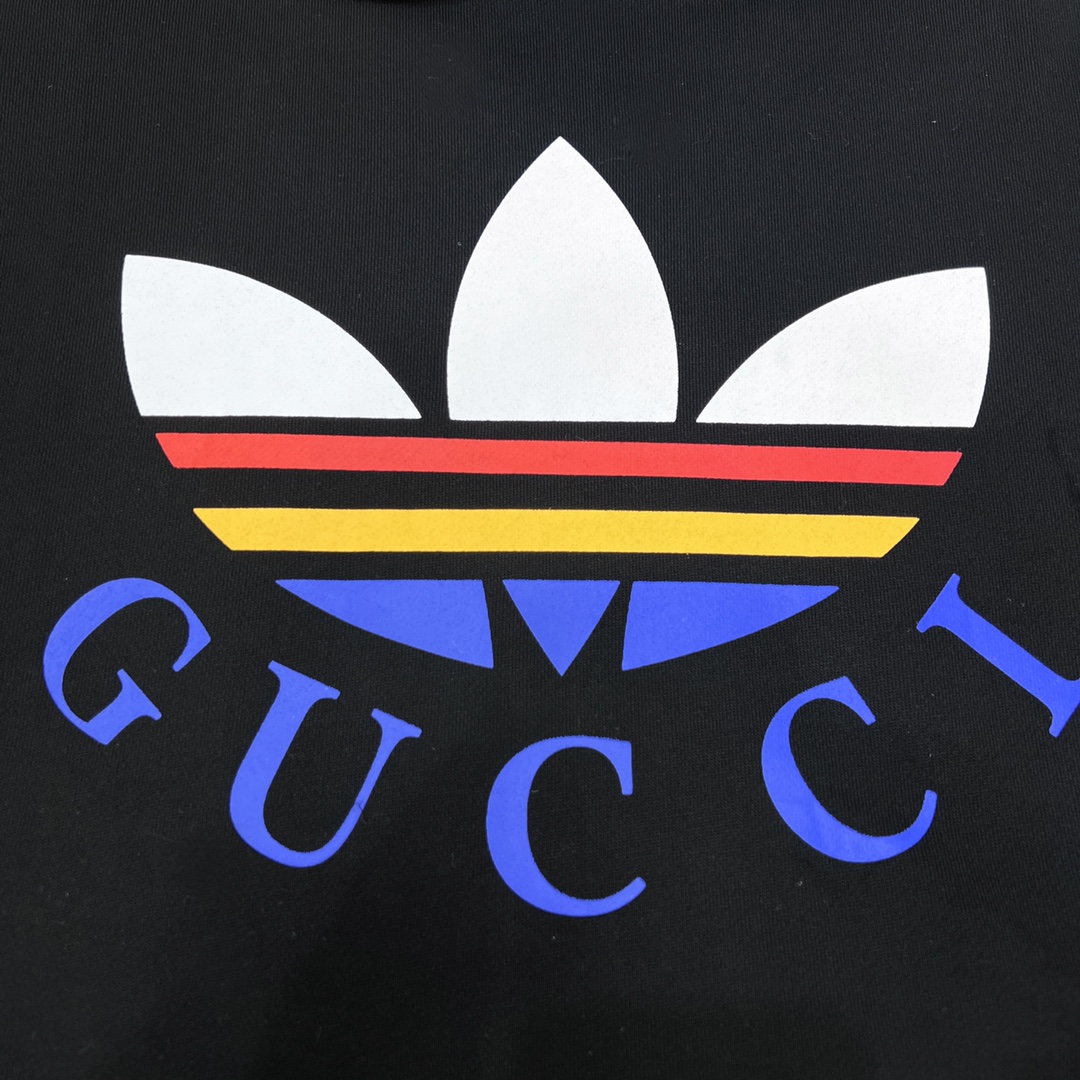 280 Gucci家 ×adidas三叶草印花LOGO连帽卫衣