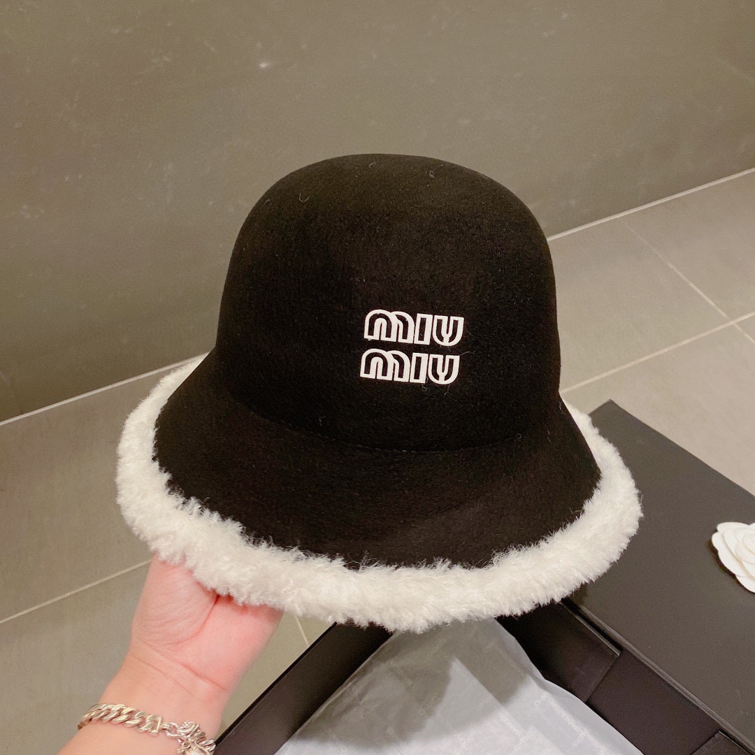 미우미우 모자 79437 Miu Miu Cap