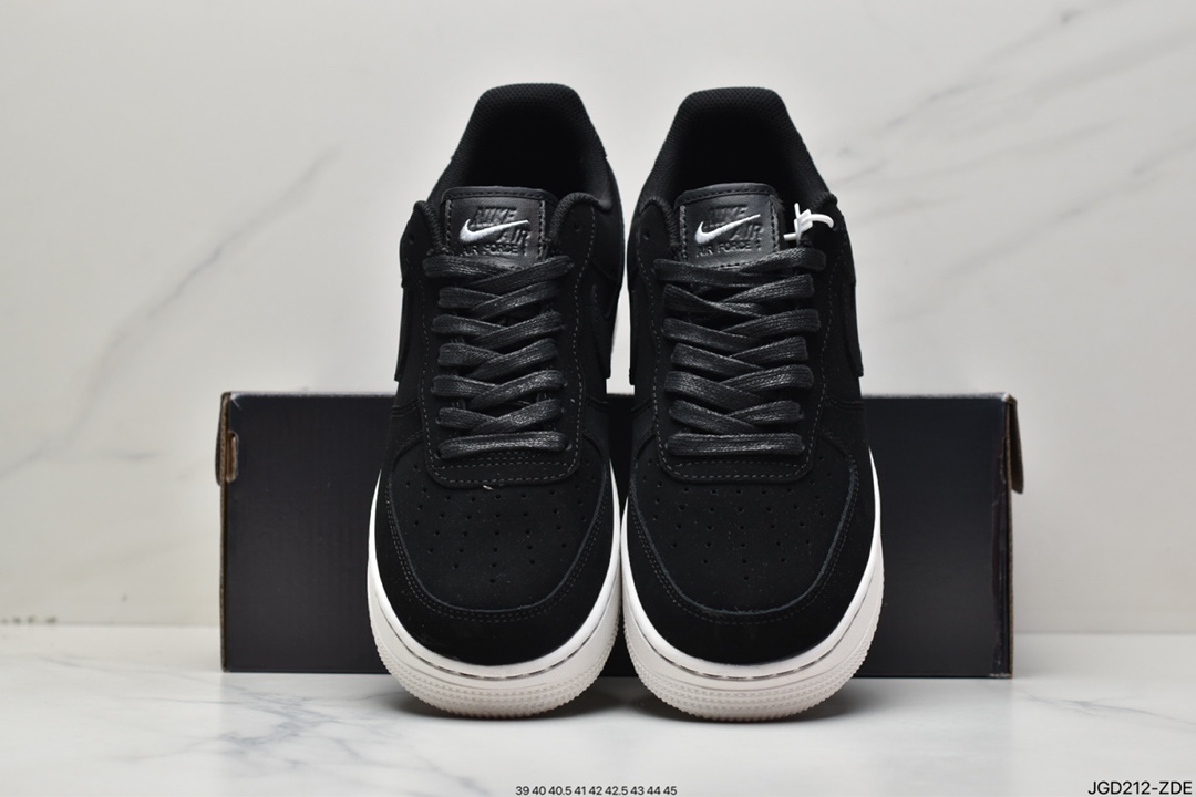 180 Nike Air Force 1 Low 黑磨砂 DQ8571-001